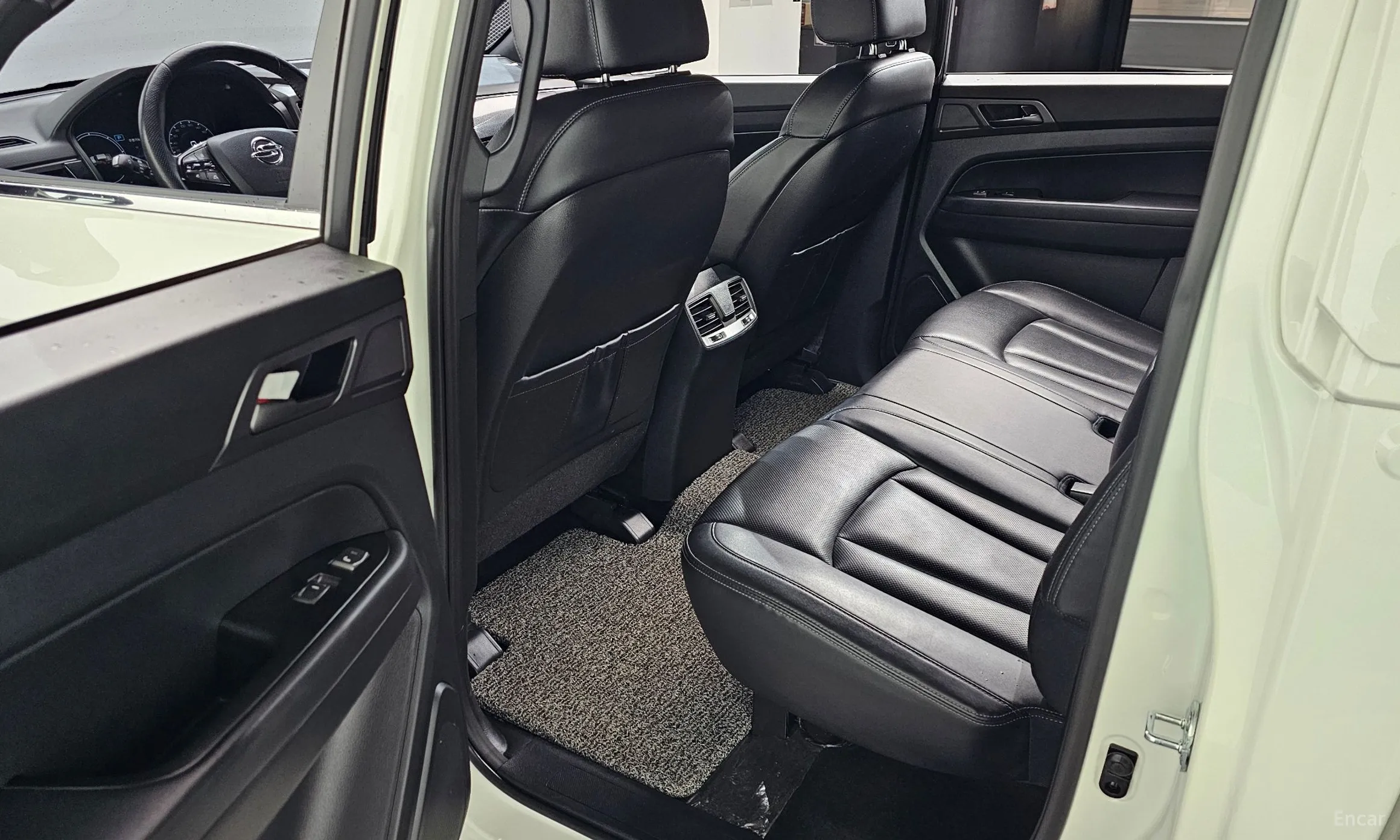 KG Mobility (SsangYong) Rexton Sports Khan превью 11
