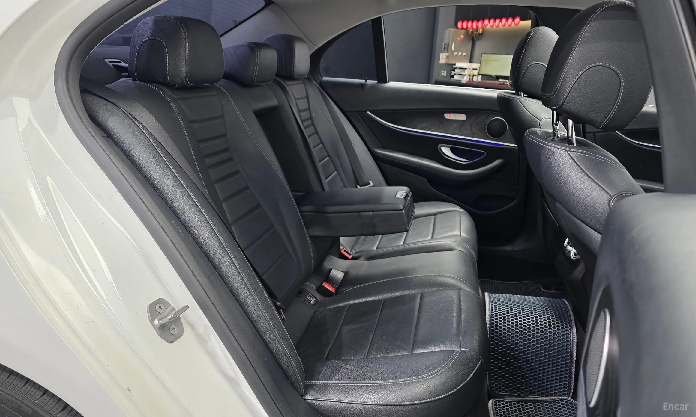 Mercedes Benz E-Class W213 превью 12