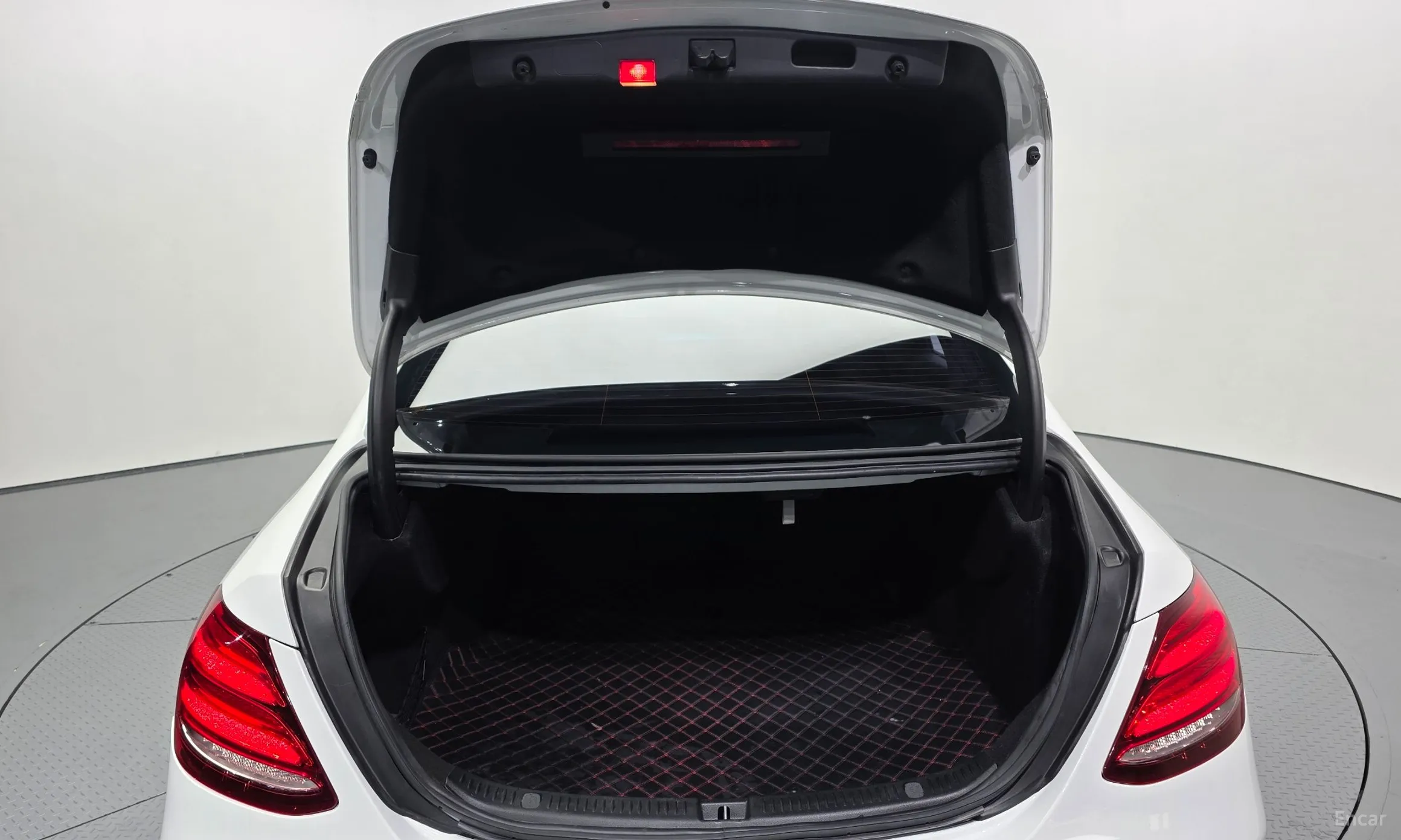 Mercedes Benz E-Class W213 превью 20