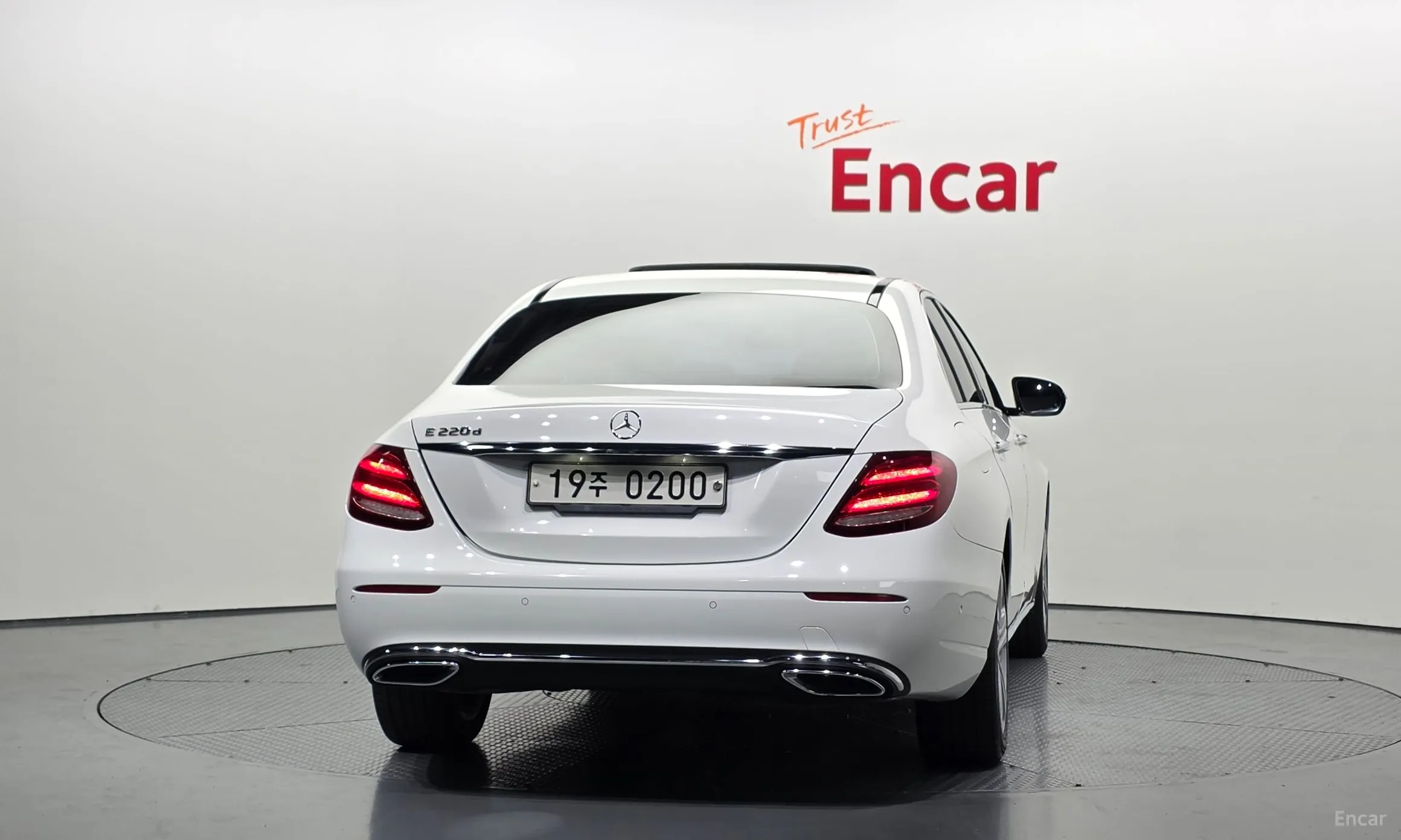 Mercedes Benz E-Class W213 превью 4
