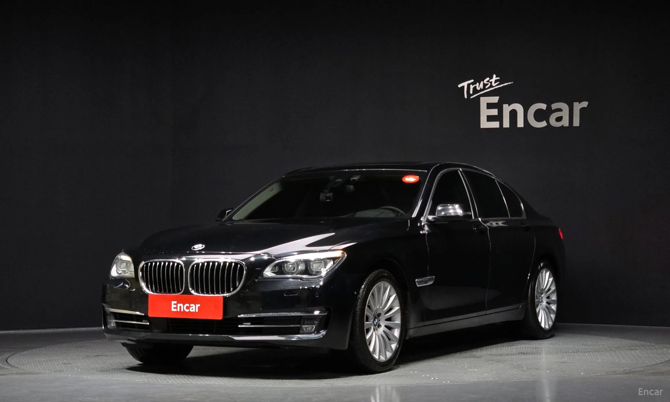 BMW 7 Series (F01)