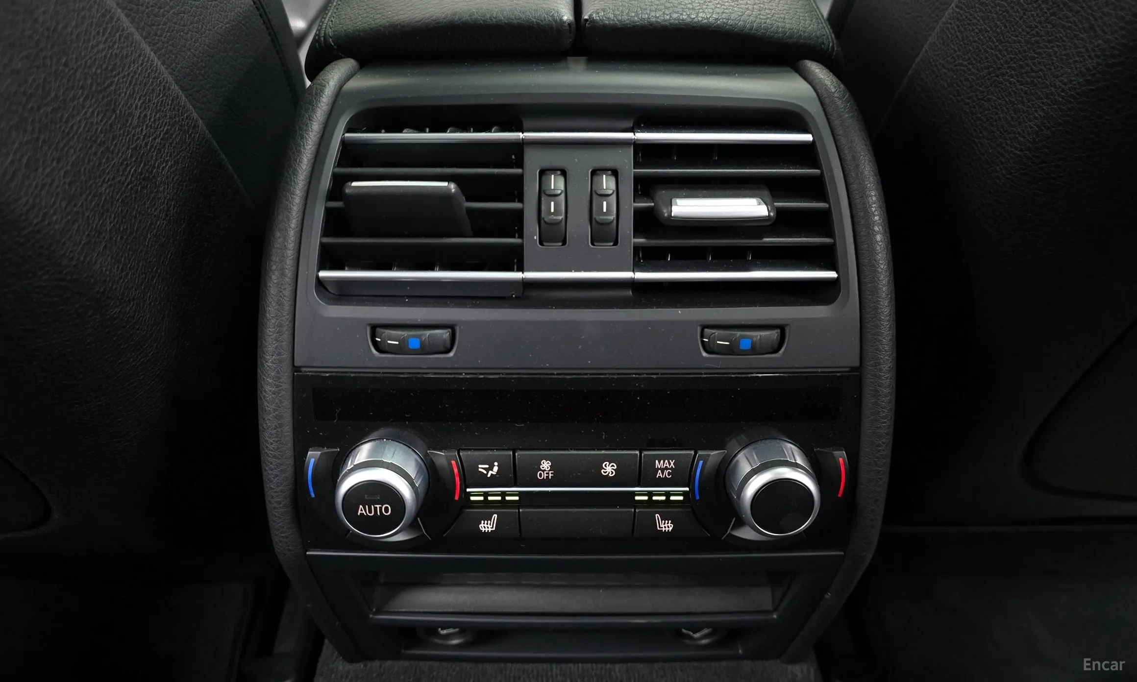BMW 7 Series (F01) превью 18