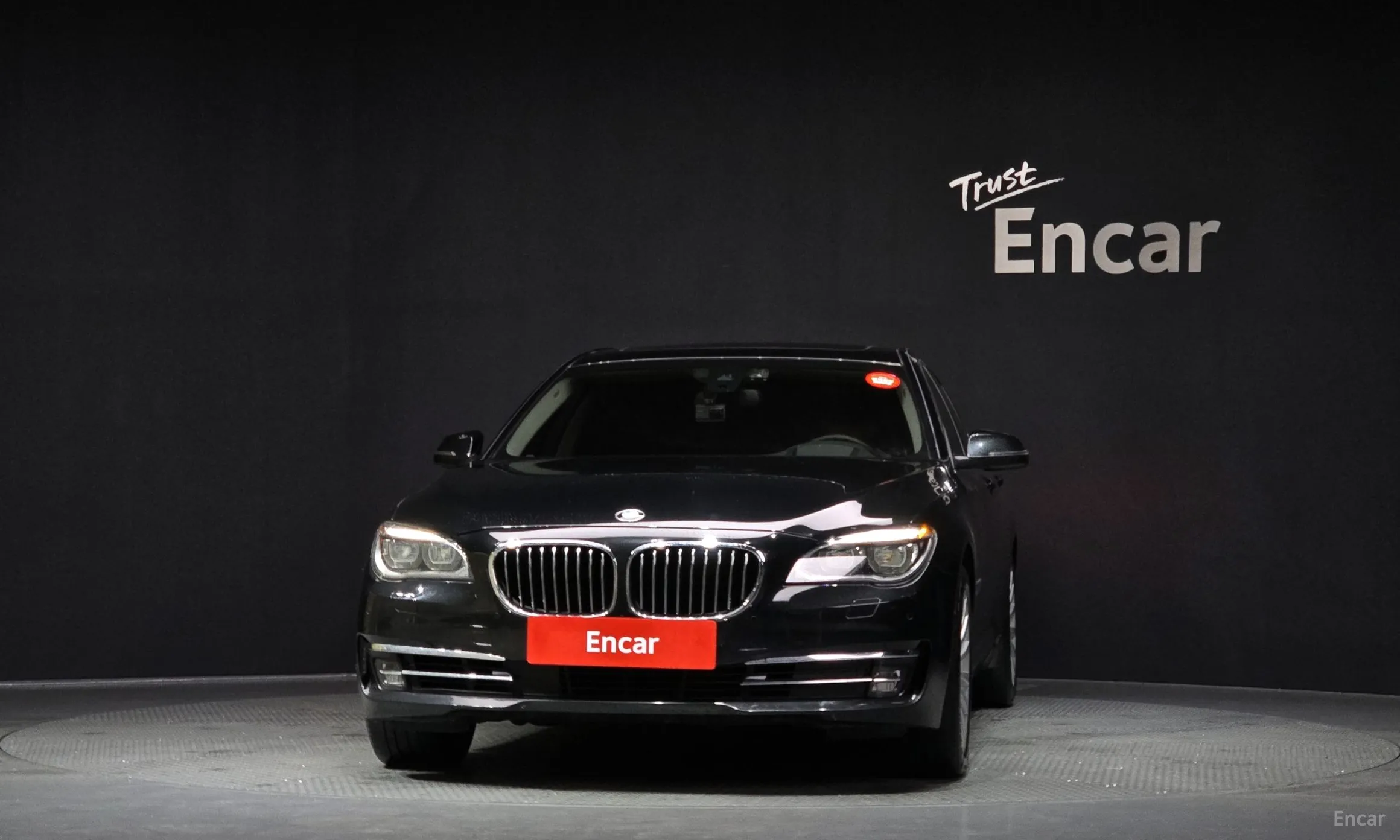 BMW 7 Series (F01) превью 3