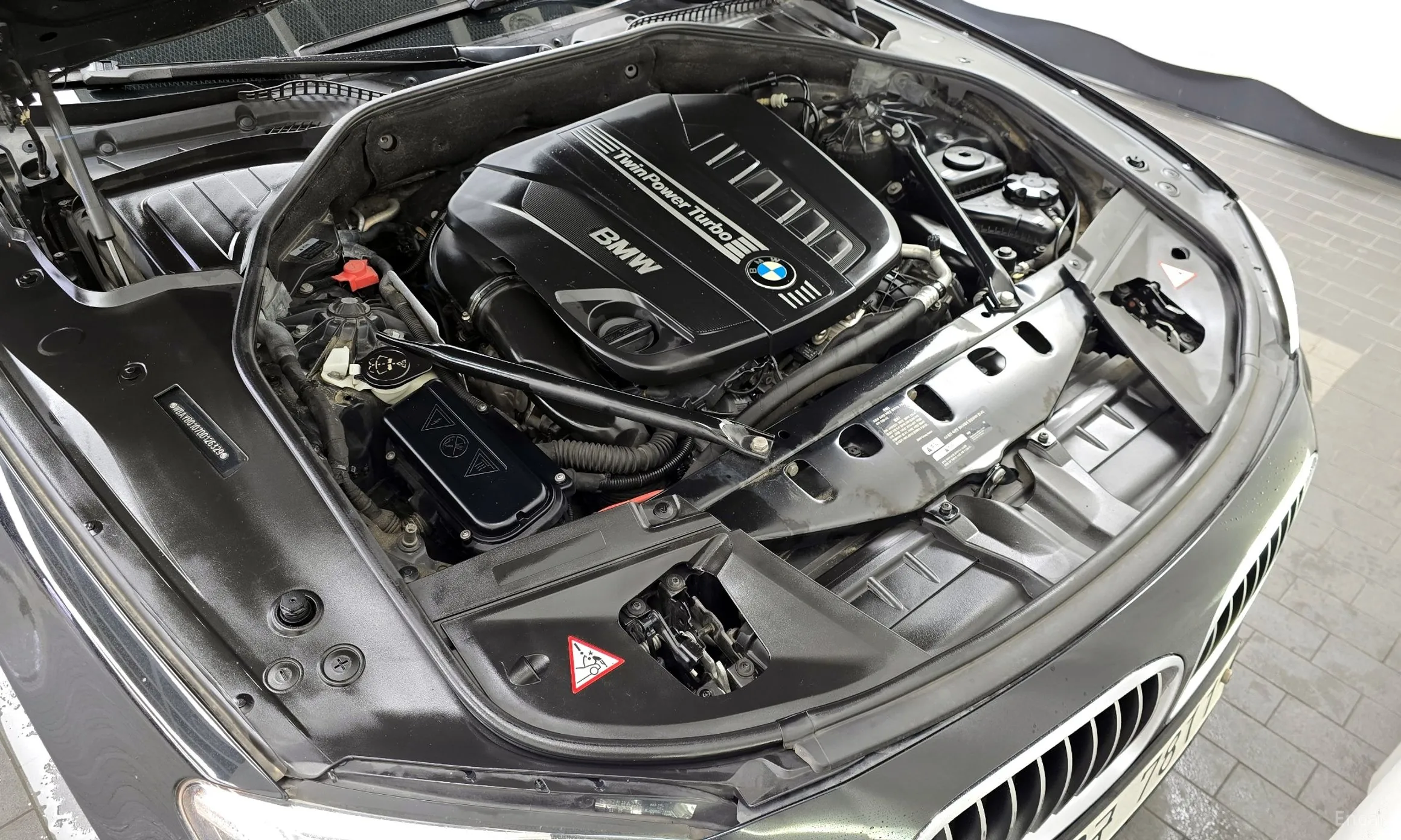 BMW 7 Series (F01) превью 6