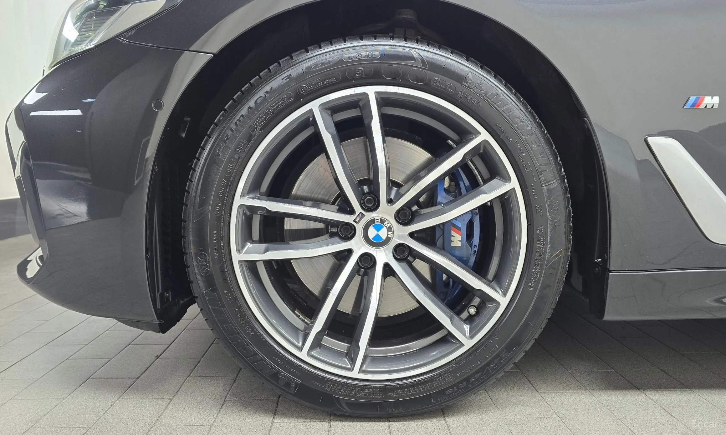 BMW 5 Series (G30) превью 5