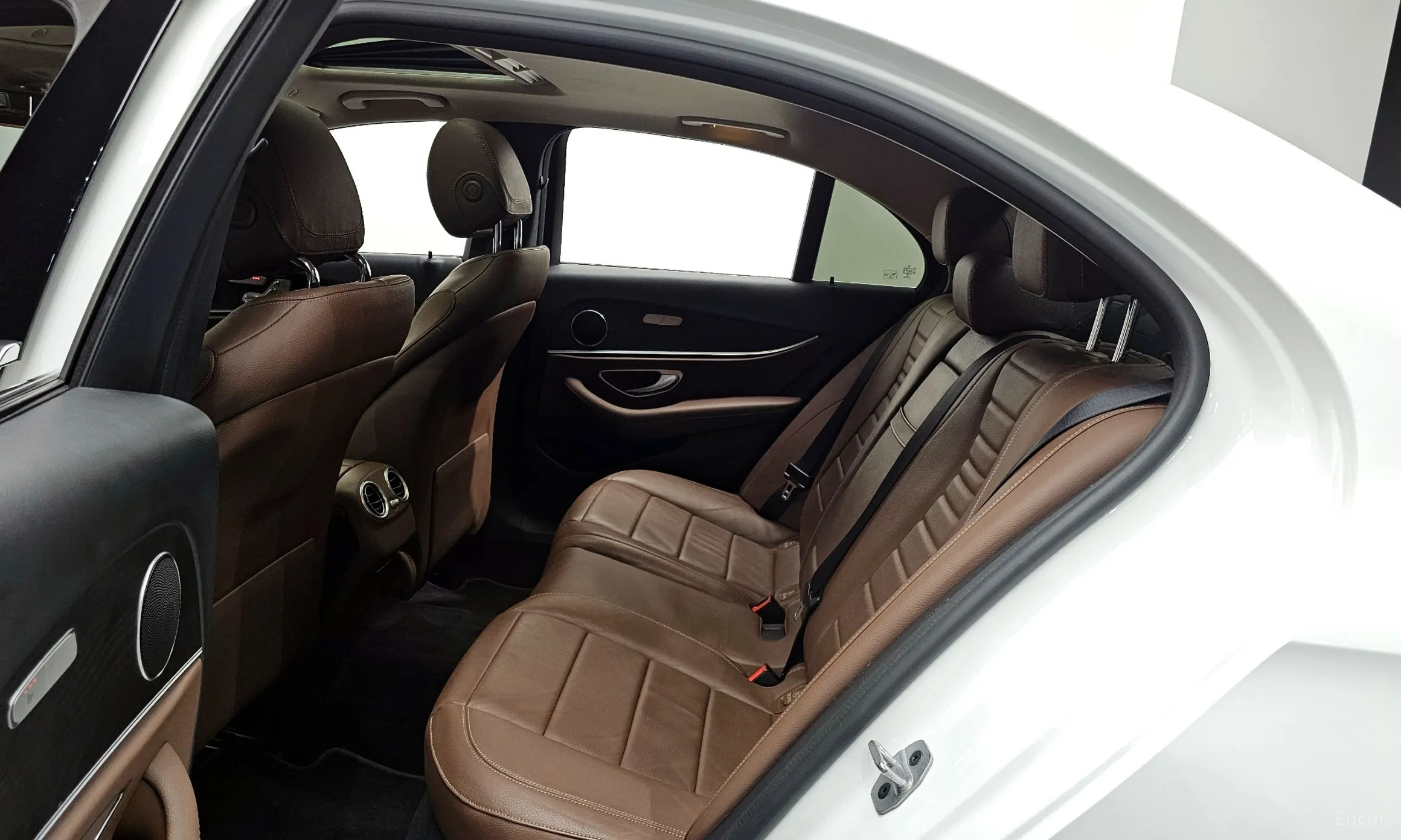 Mercedes Benz E-Class W213 превью 12