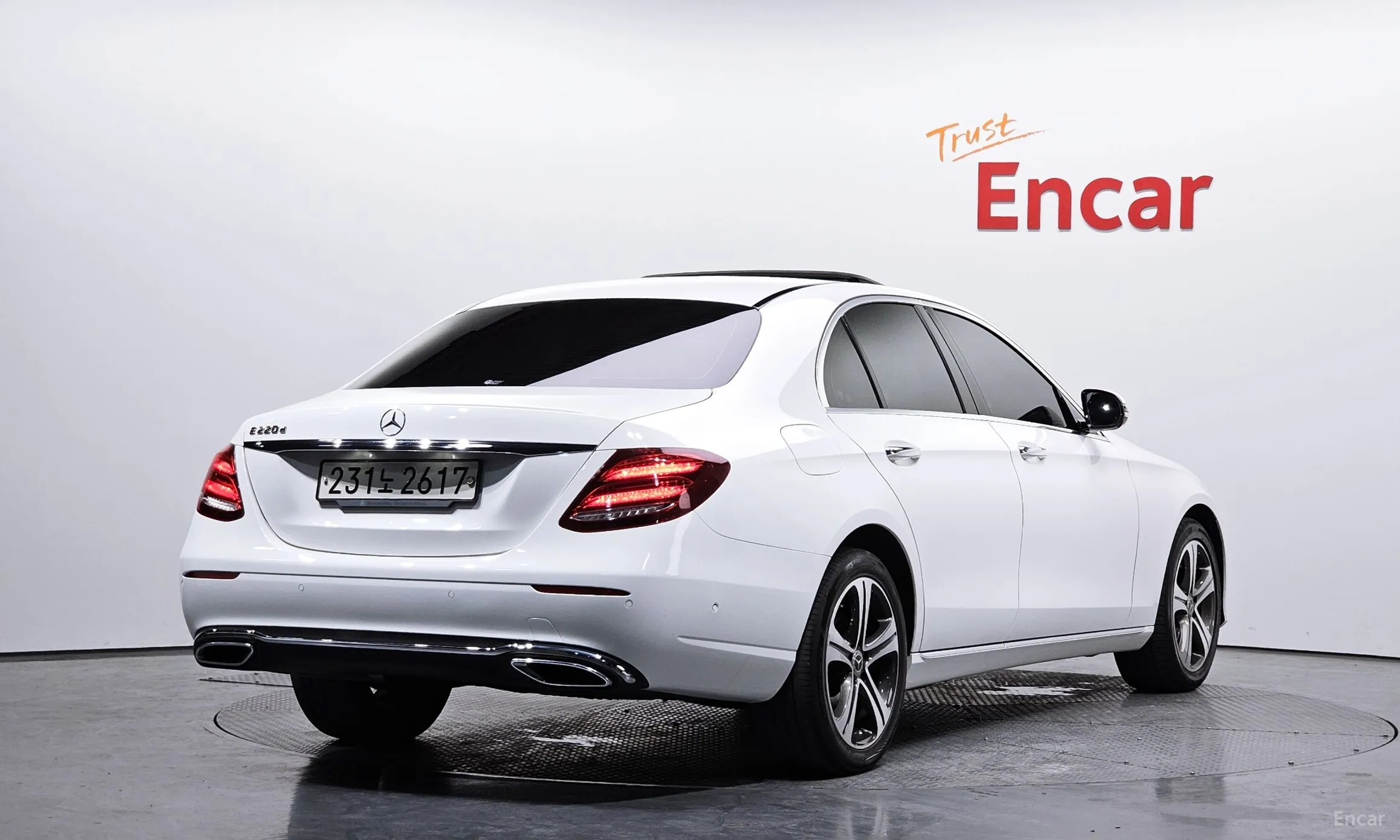 Mercedes Benz E-Class W213