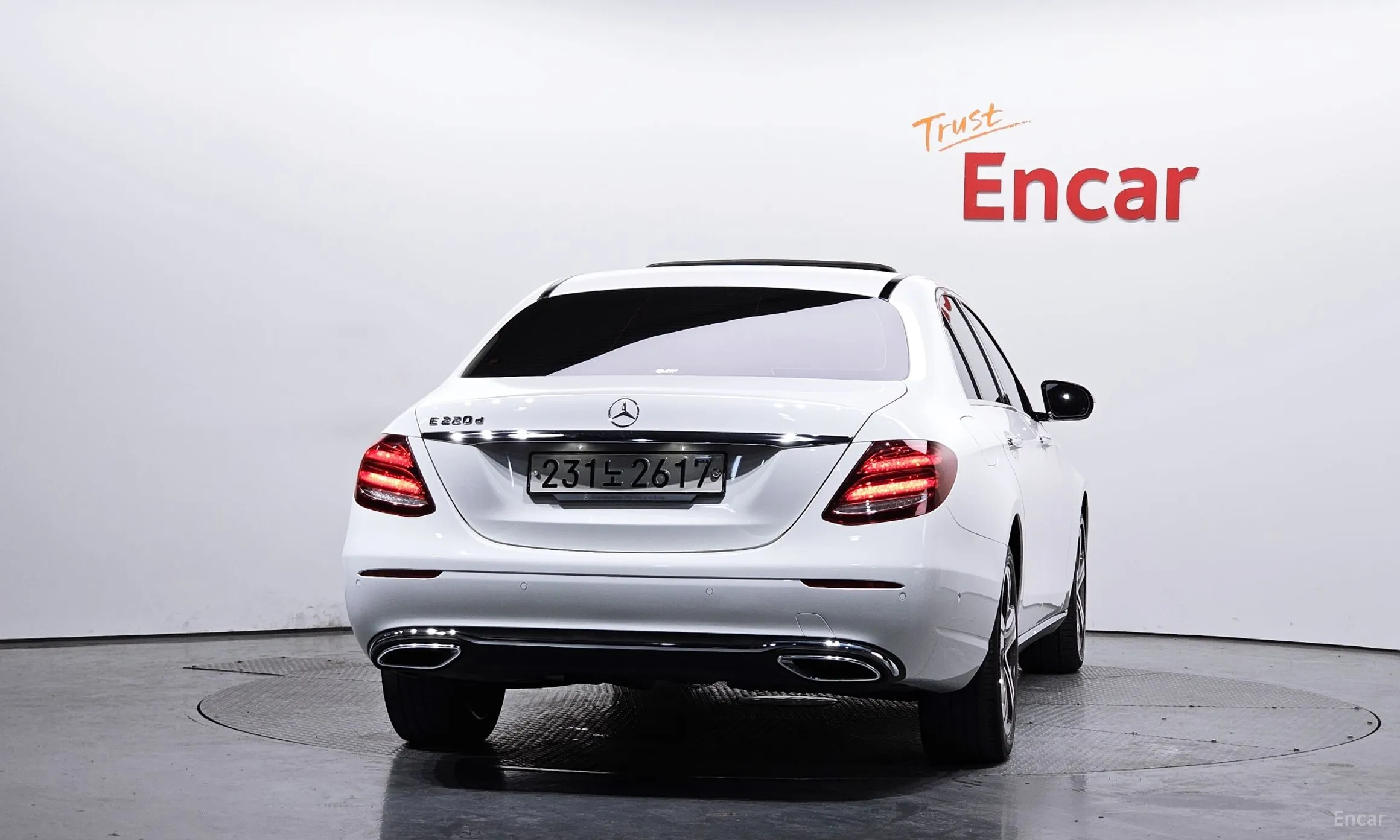 Mercedes Benz E-Class W213 превью 4