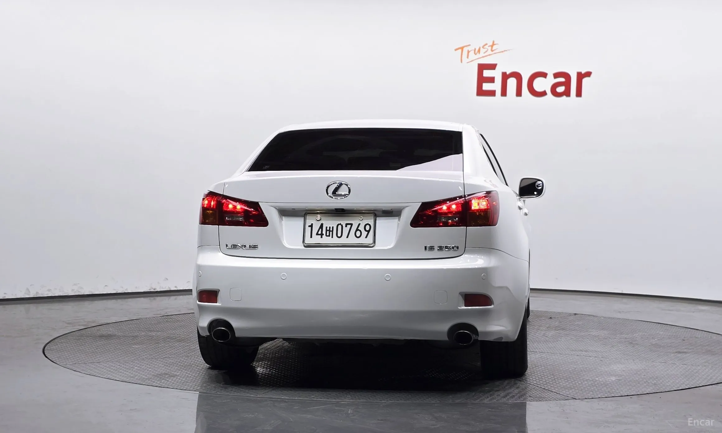Lexus IS250 превью 4