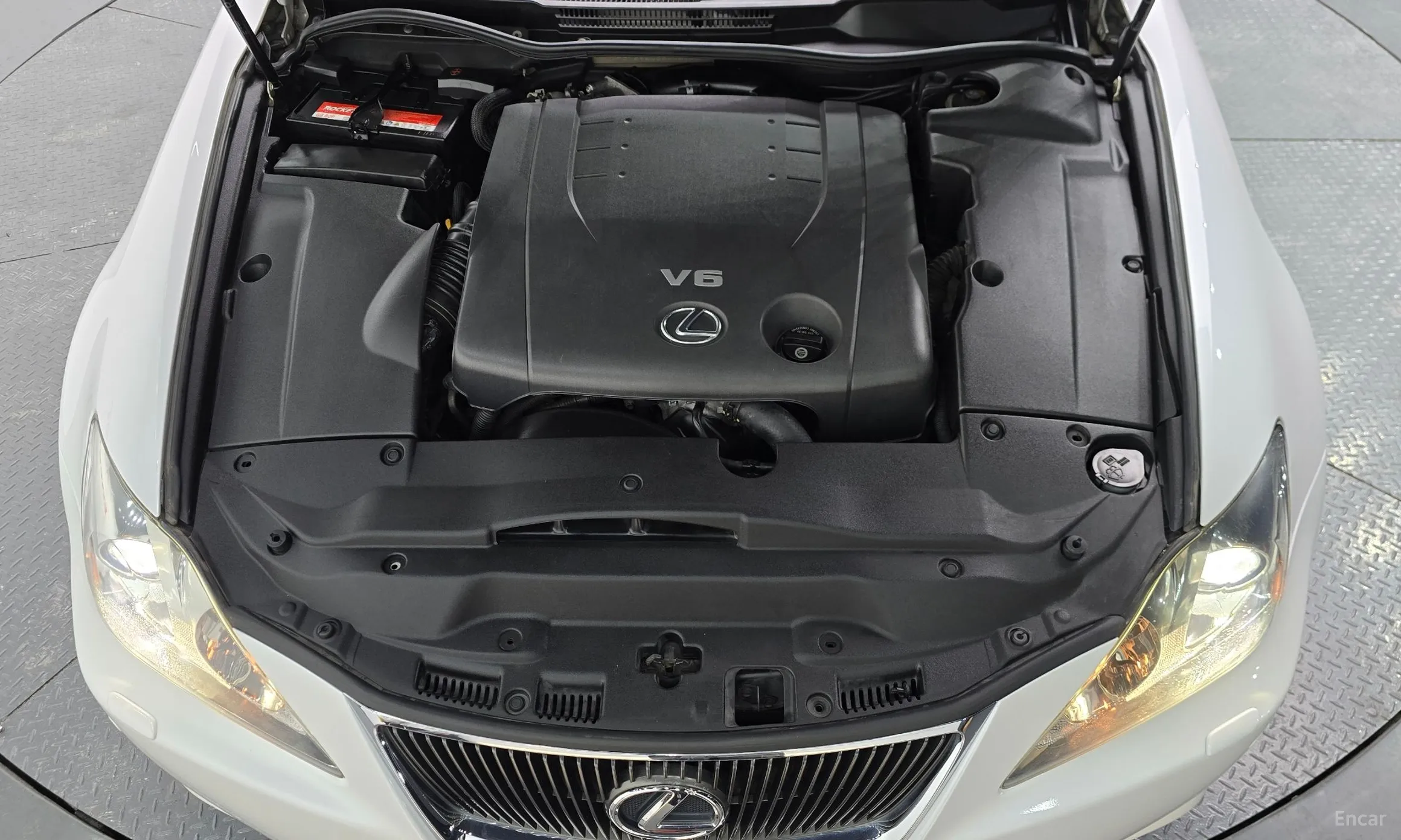 Lexus IS250 превью 6