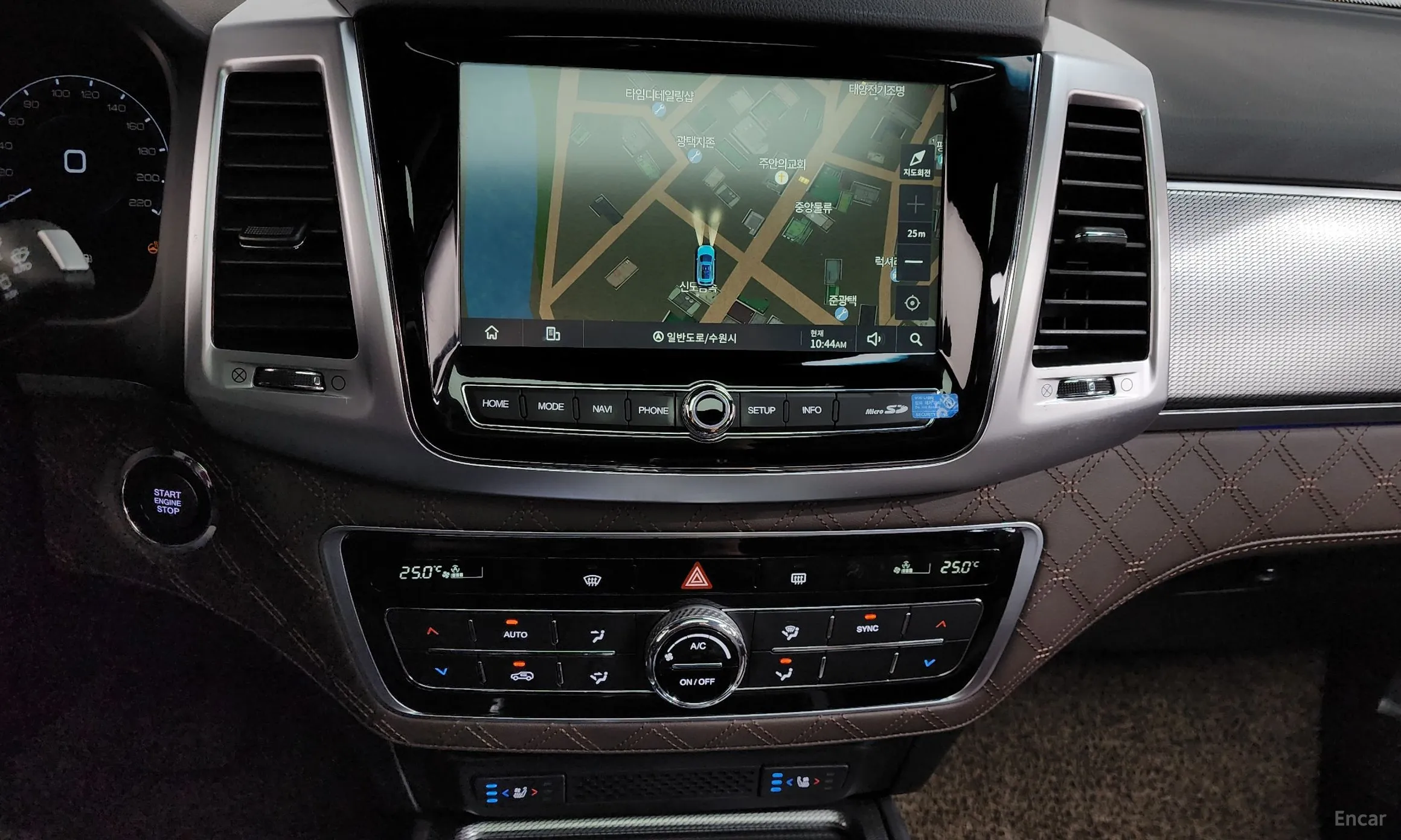 KG Mobility (SsangYong) Rexton превью 13