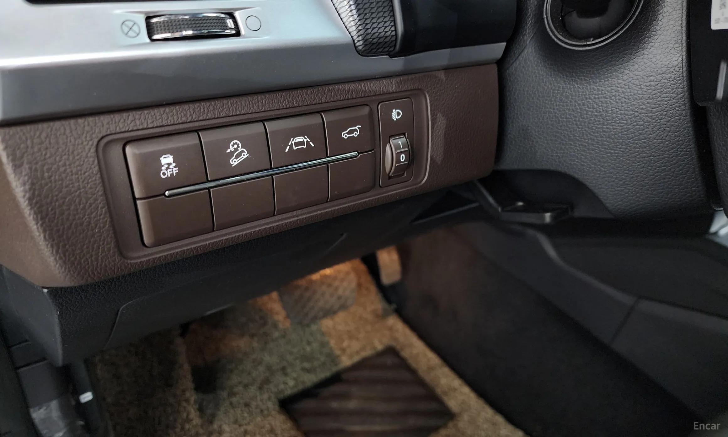KG Mobility (SsangYong) Rexton превью 18