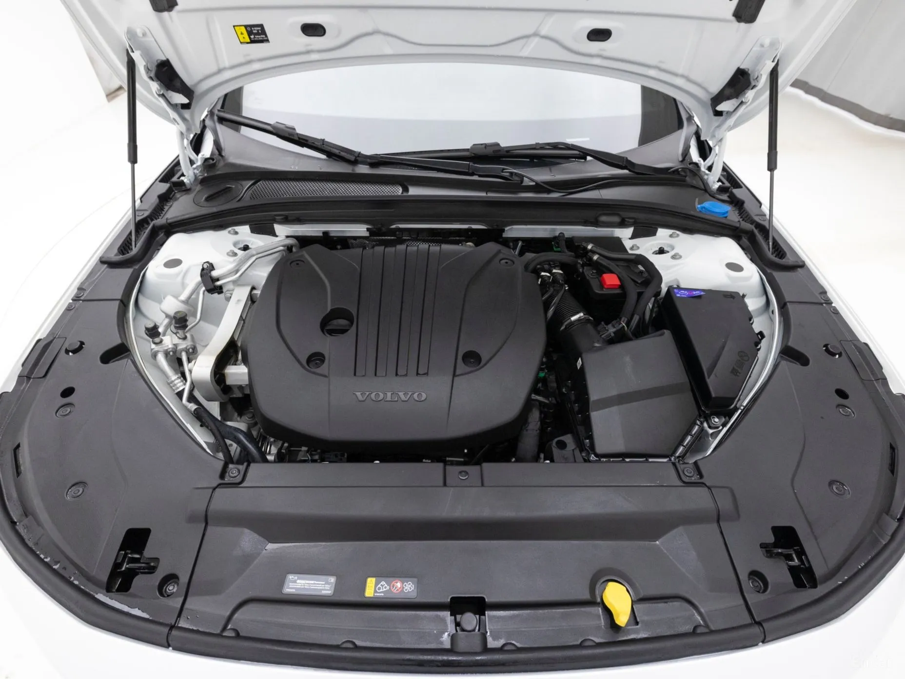 Volvo S90 превью 6