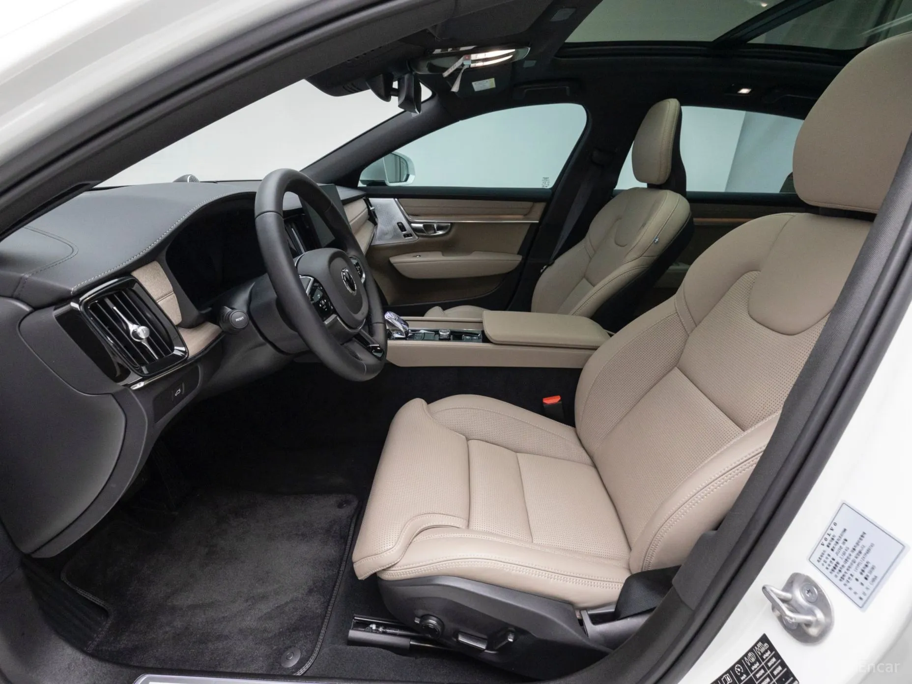 Volvo S90 превью 9
