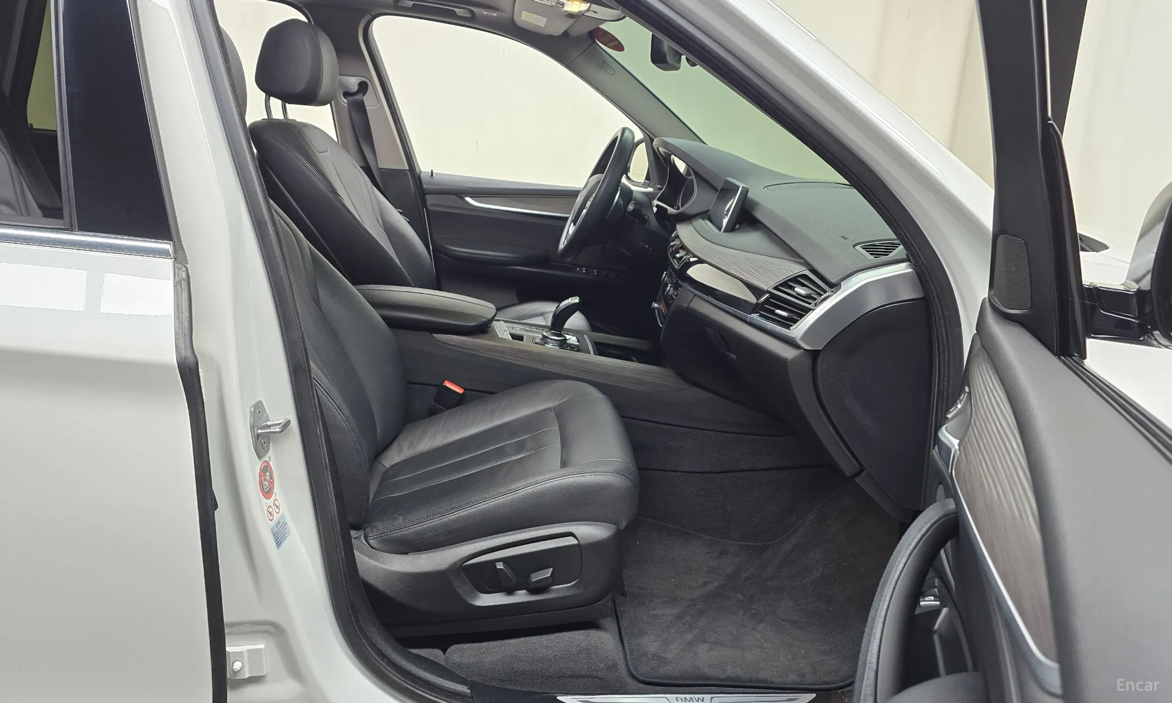BMW X5 (F15) превью 11