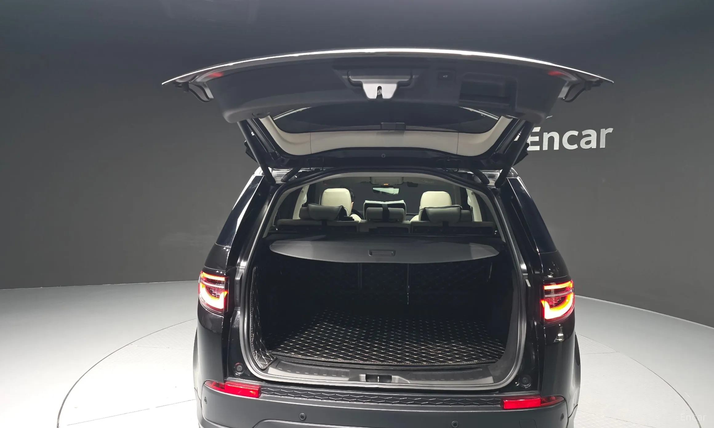 Land Rover Discovery Sports превью 20