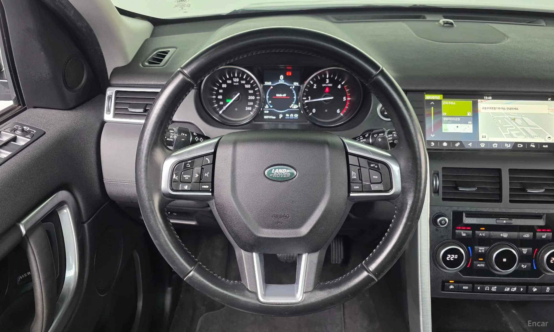 Land Rover Discovery Sports превью 13