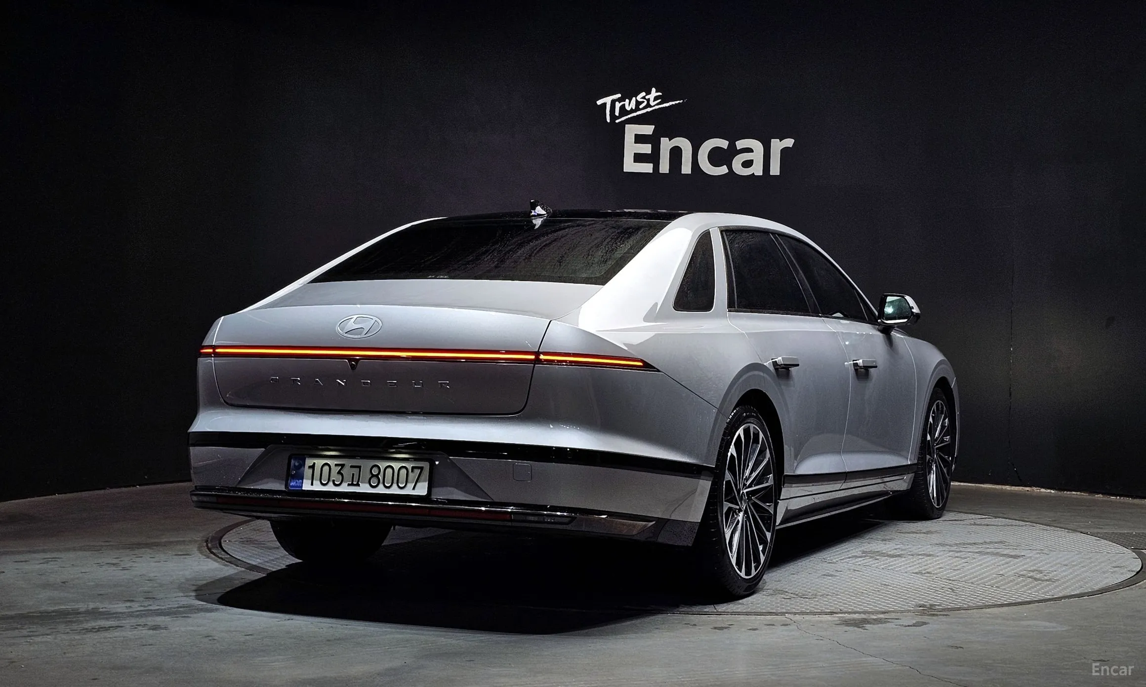 Hyundai Grandeur Hybrid (GN7) превью 2