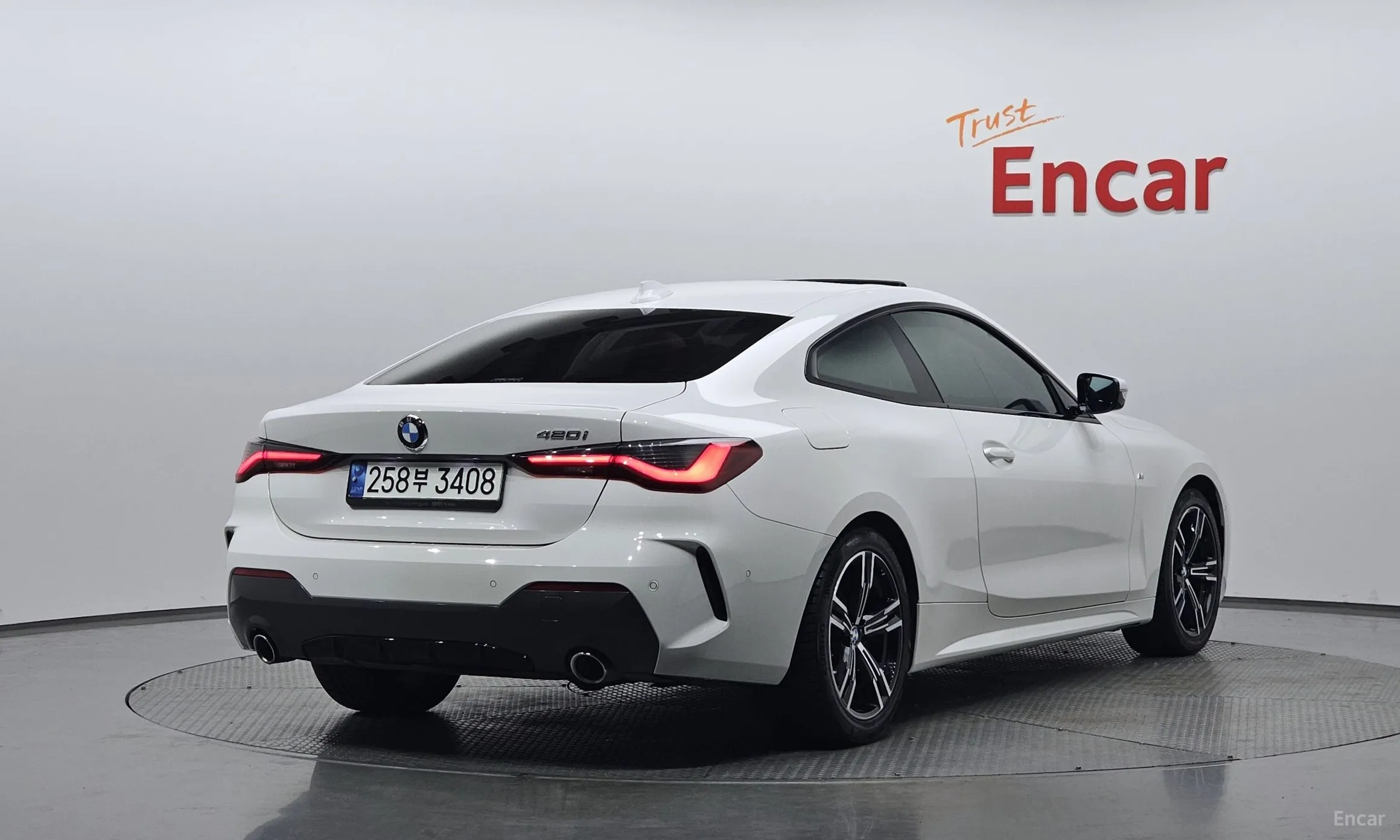 BMW Series 4 (G22)
