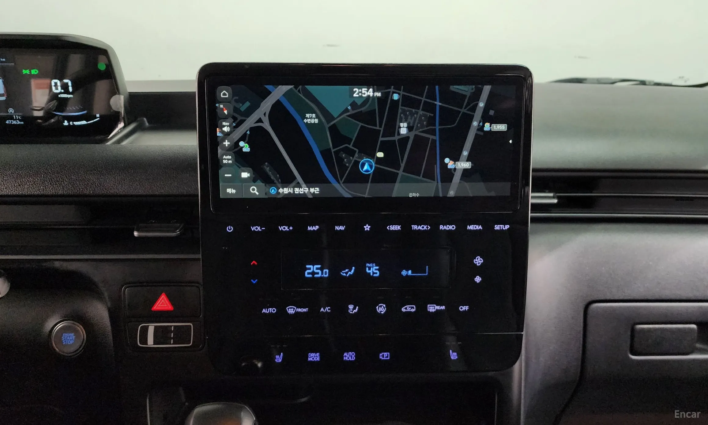 Hyundai Staria превью 15