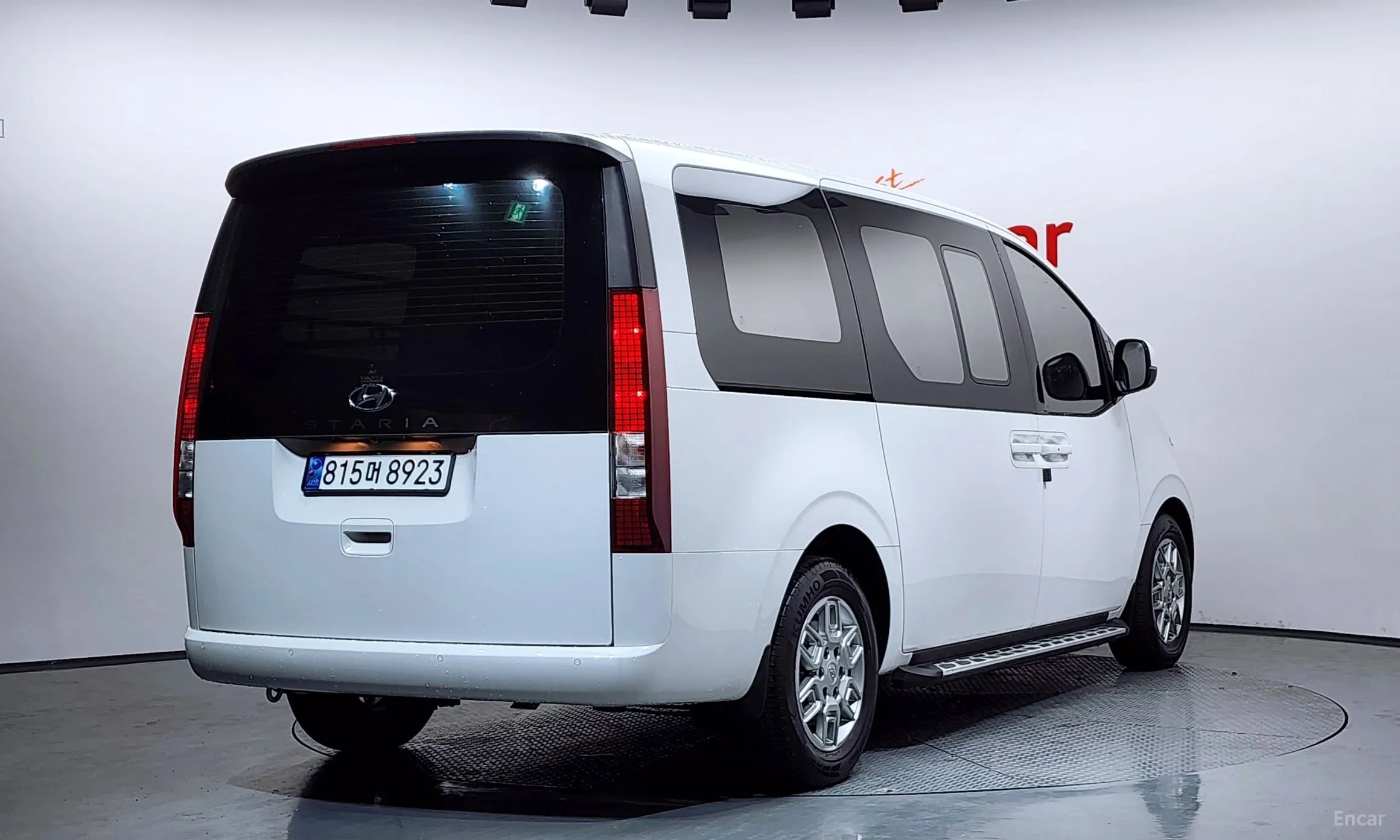 Hyundai Staria превью 2
