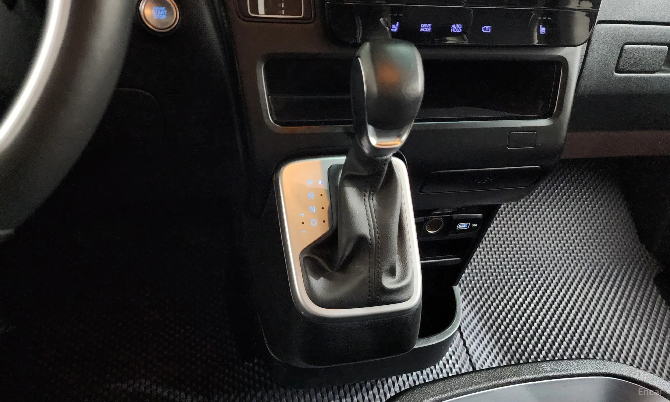Hyundai Staria превью 9