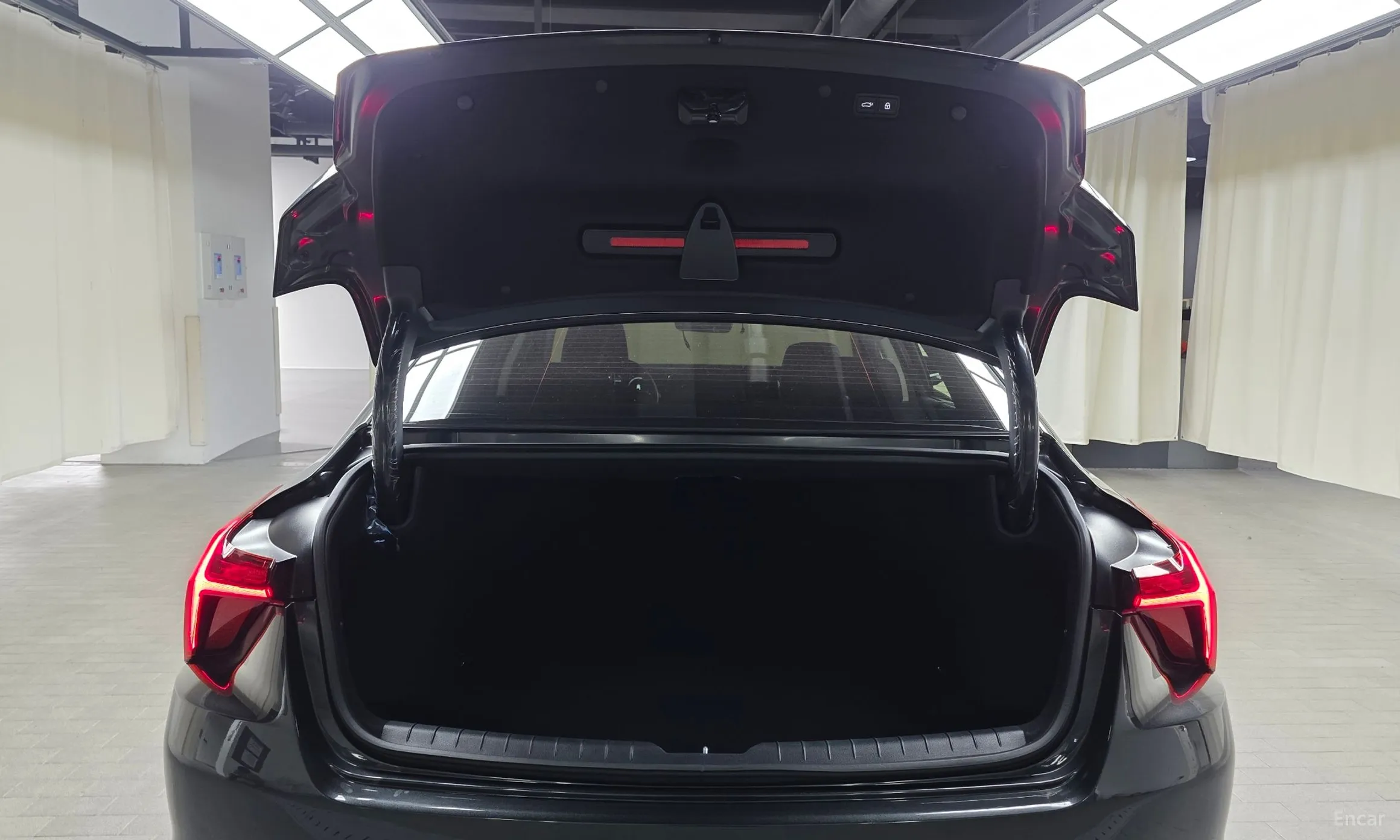 Kia K8 превью 20