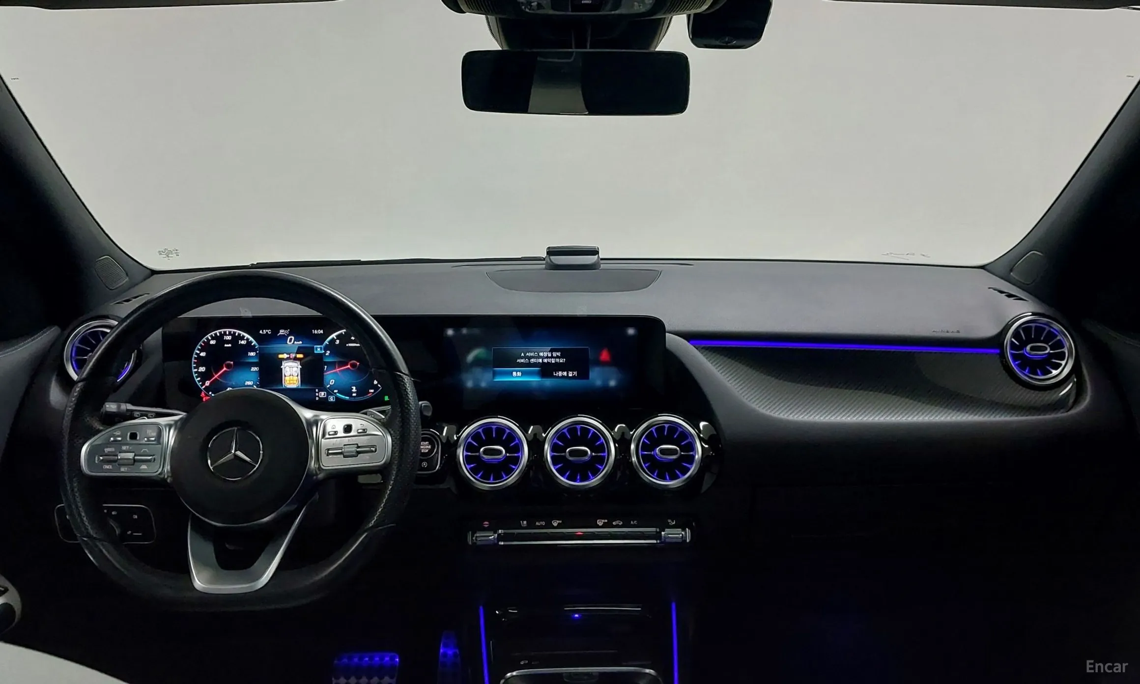 Mercedes Benz GLA-Class H247 превью 20