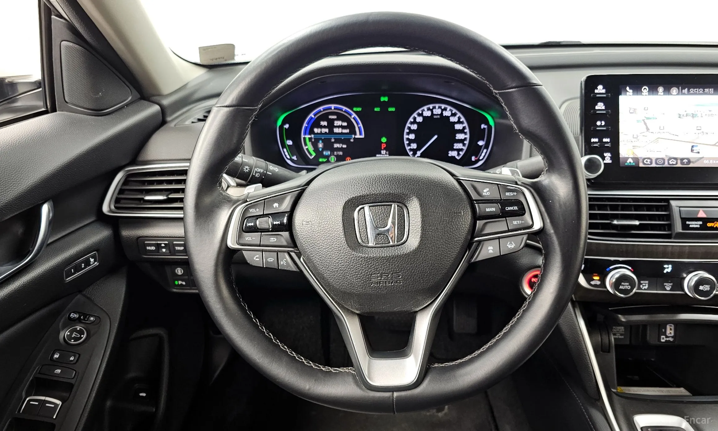 Honda Accord 10th Generation превью 13