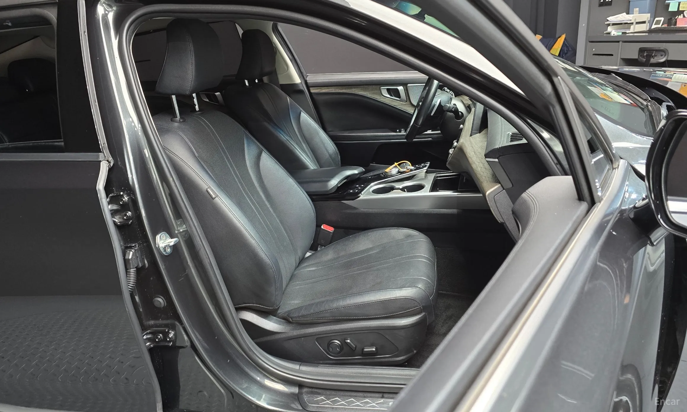 Kia K8 превью 12