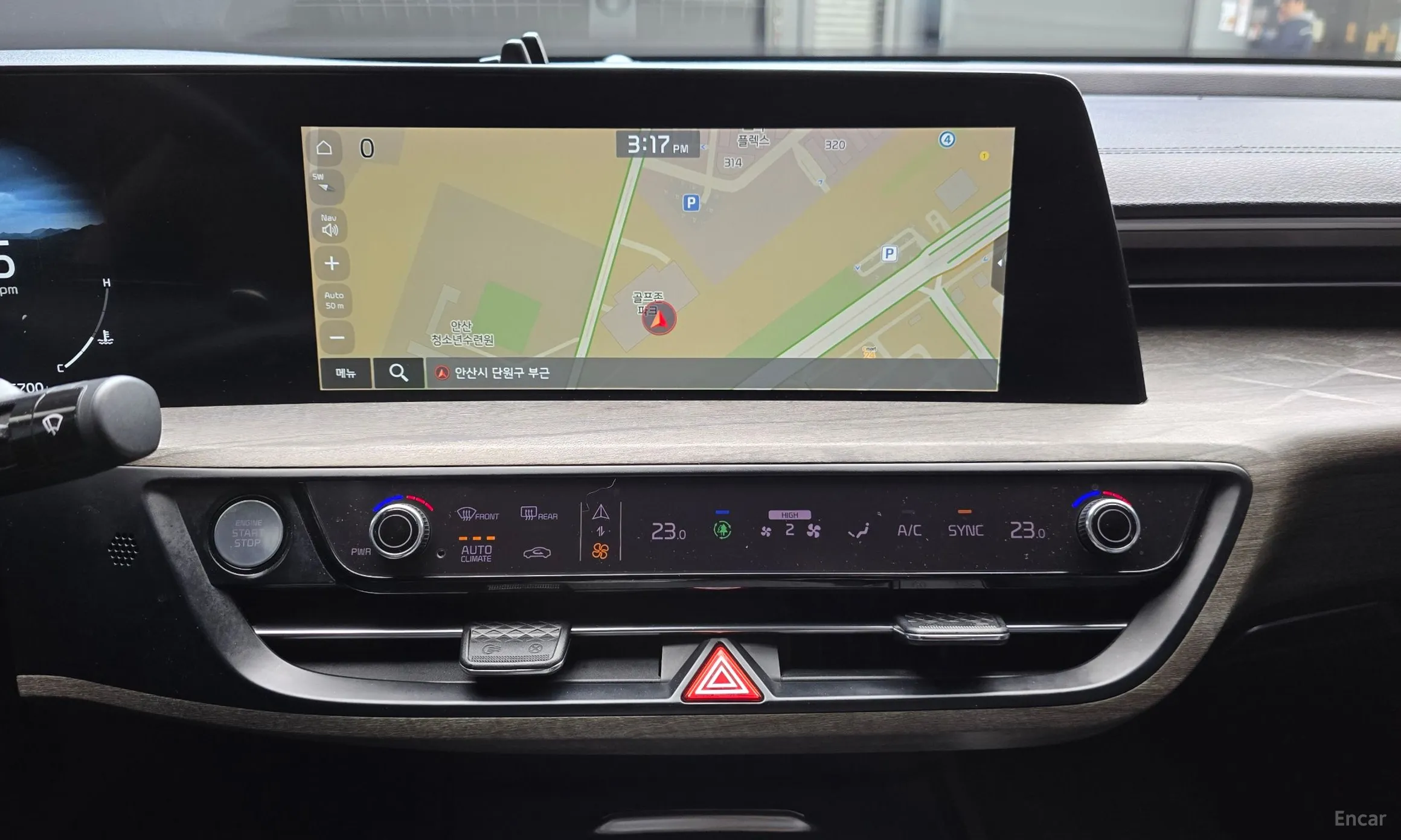 Kia K8 превью 17