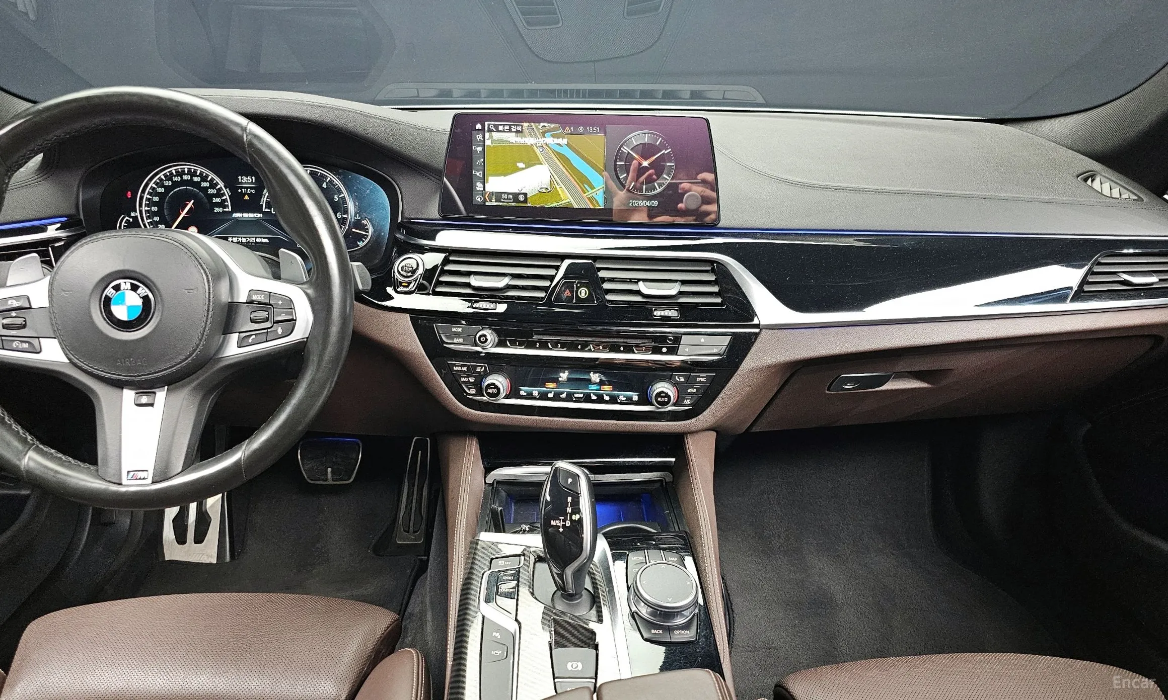 BMW 5 Series (G30) превью 13