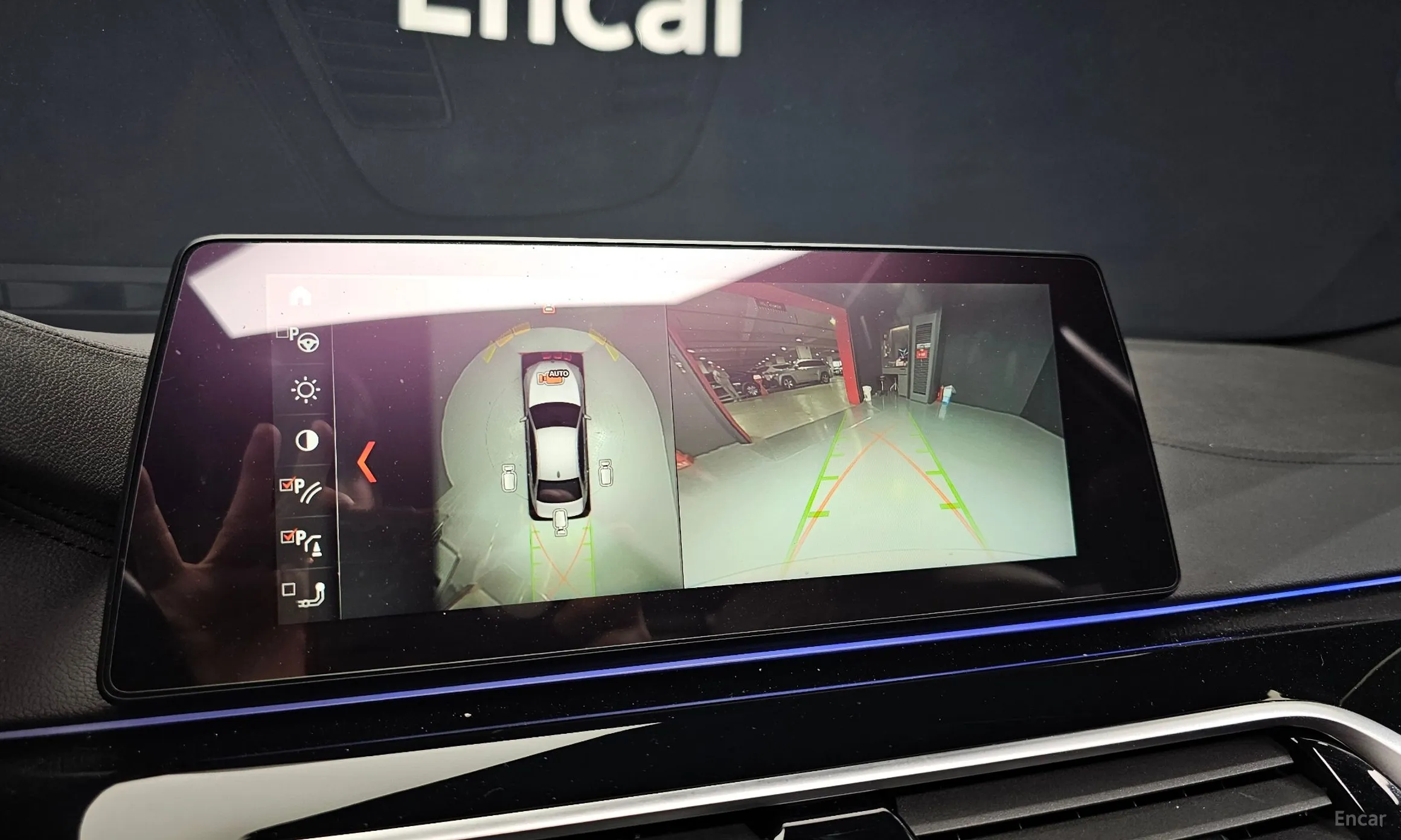 BMW 5 Series (G30) превью 14