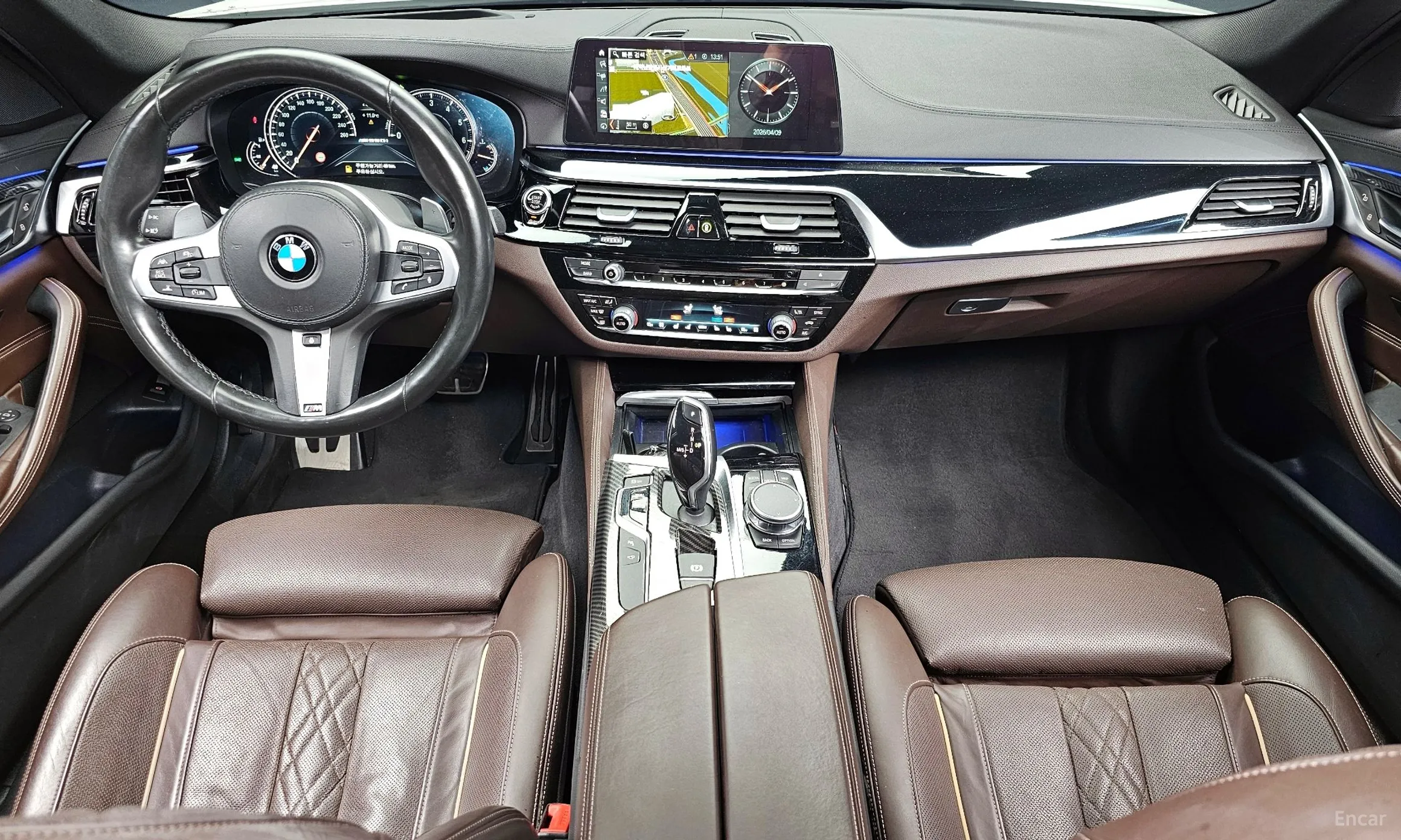 BMW 5 Series (G30) превью 7