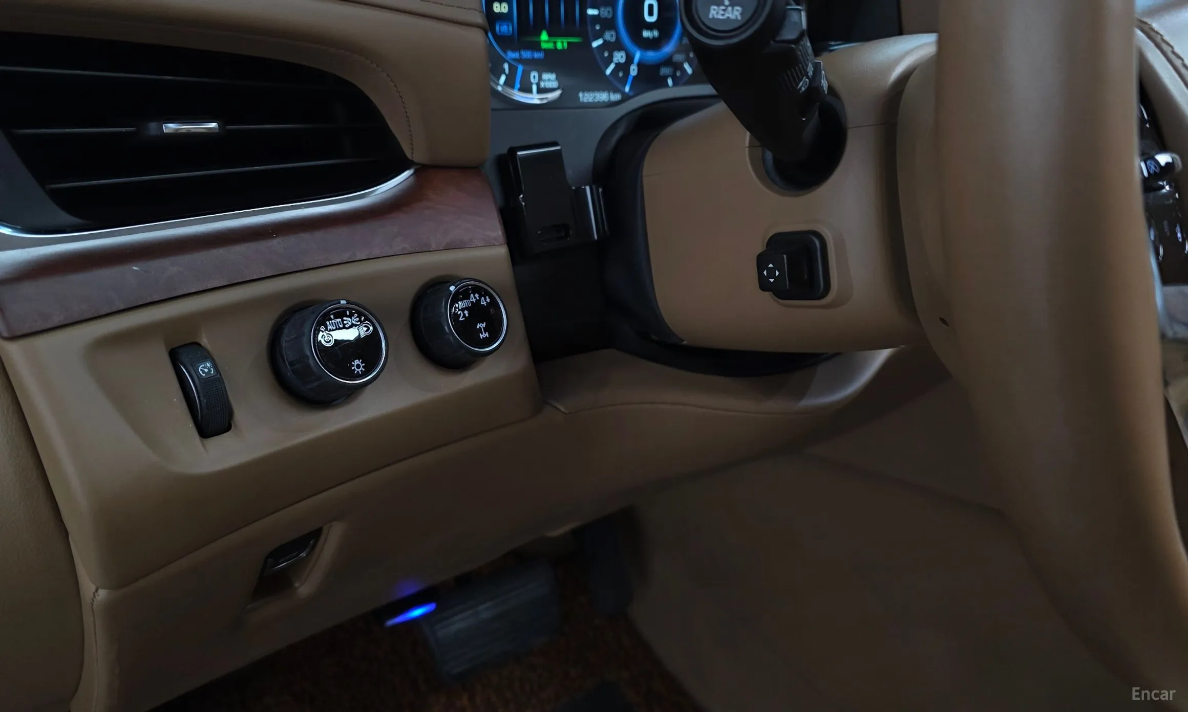 Cadillac Escalade превью 14