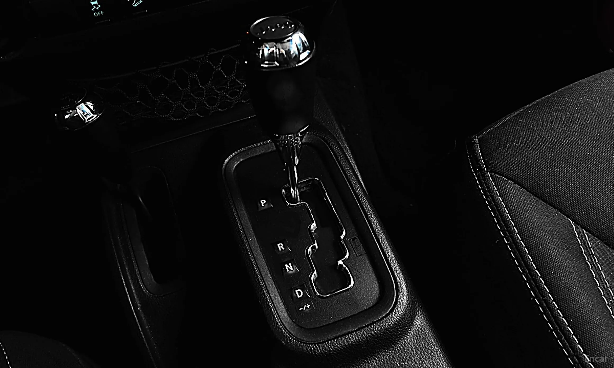 Jeep Wrangler (JK) превью 16