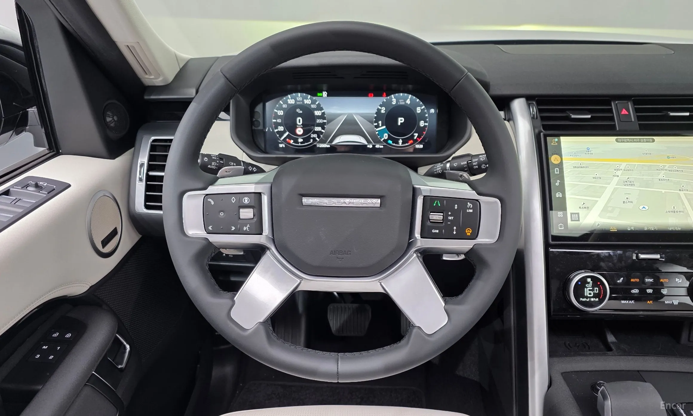 Land Rover Discovery 5 превью 13