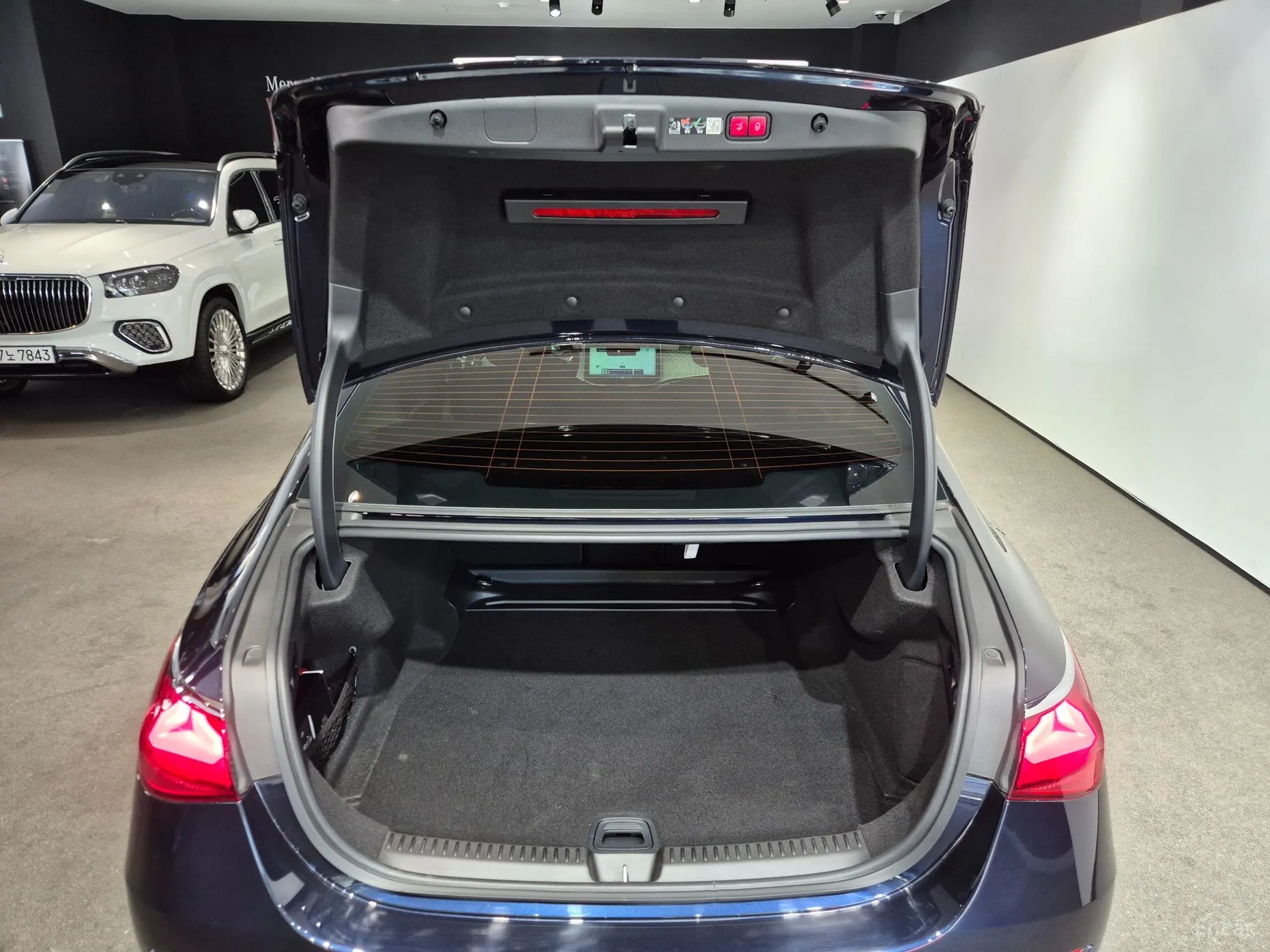 Mercedes Benz E-Class W214 превью 18