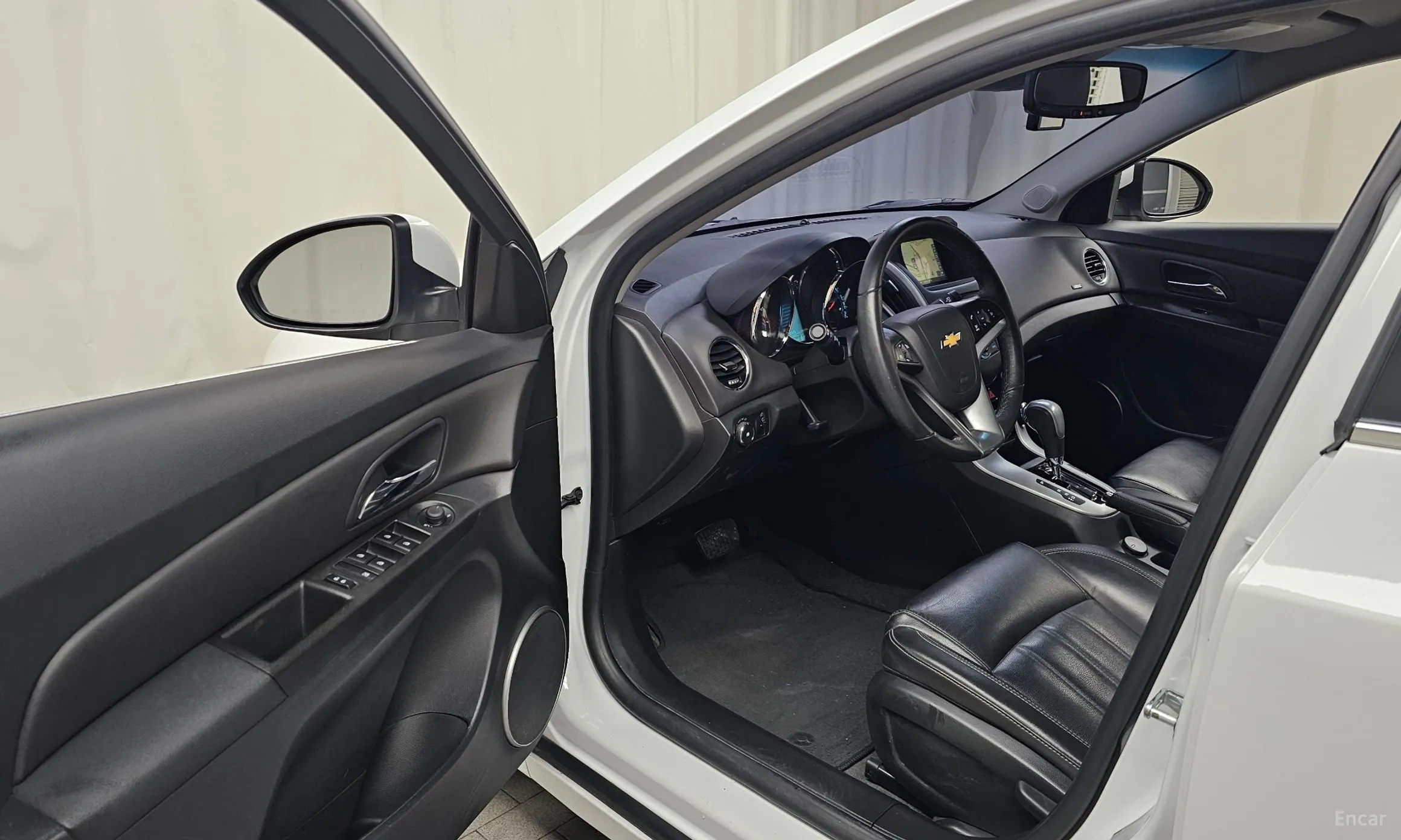 Chevrolet (GM Daewoo) Cruze превью 10