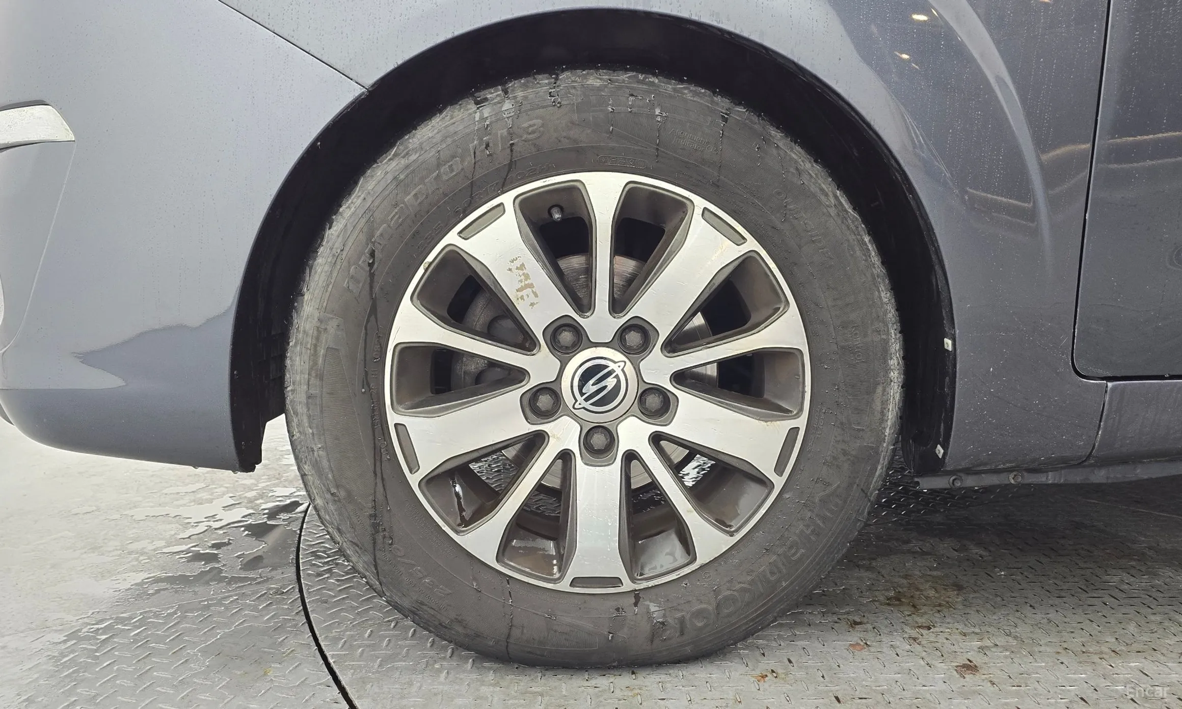 KG Mobility (SsangYong) Korando Turismo превью 5