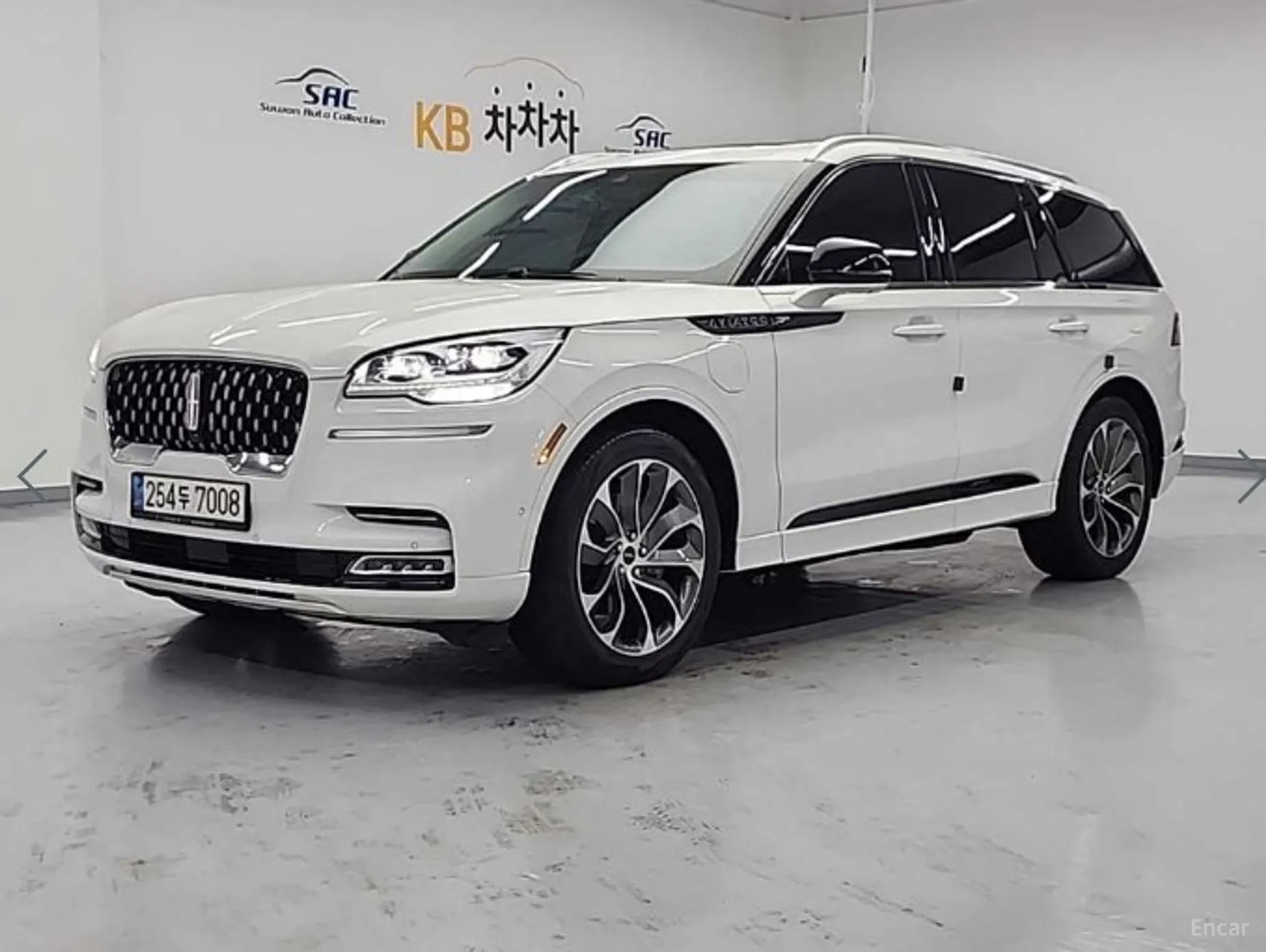 Lincoln Aviator 2nd Generation превью 2
