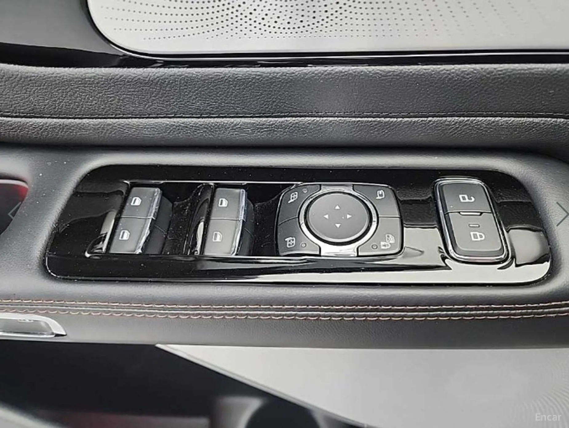 Lincoln Aviator 2nd Generation превью 17