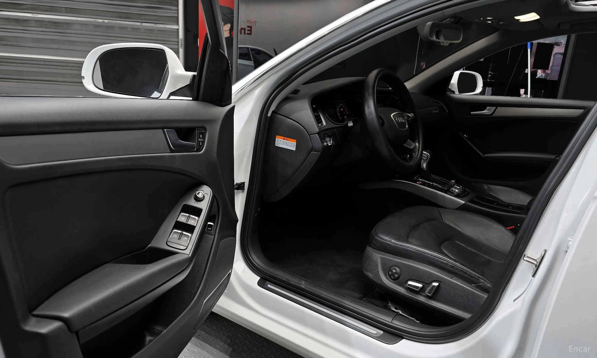 Audi New A4 превью 10