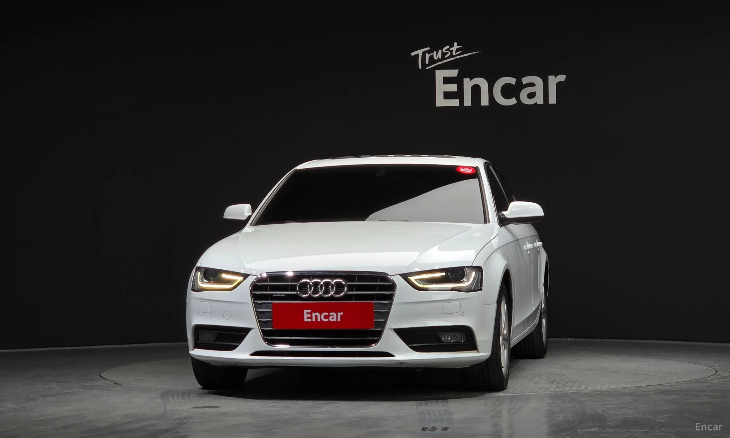Audi New A4 превью 3