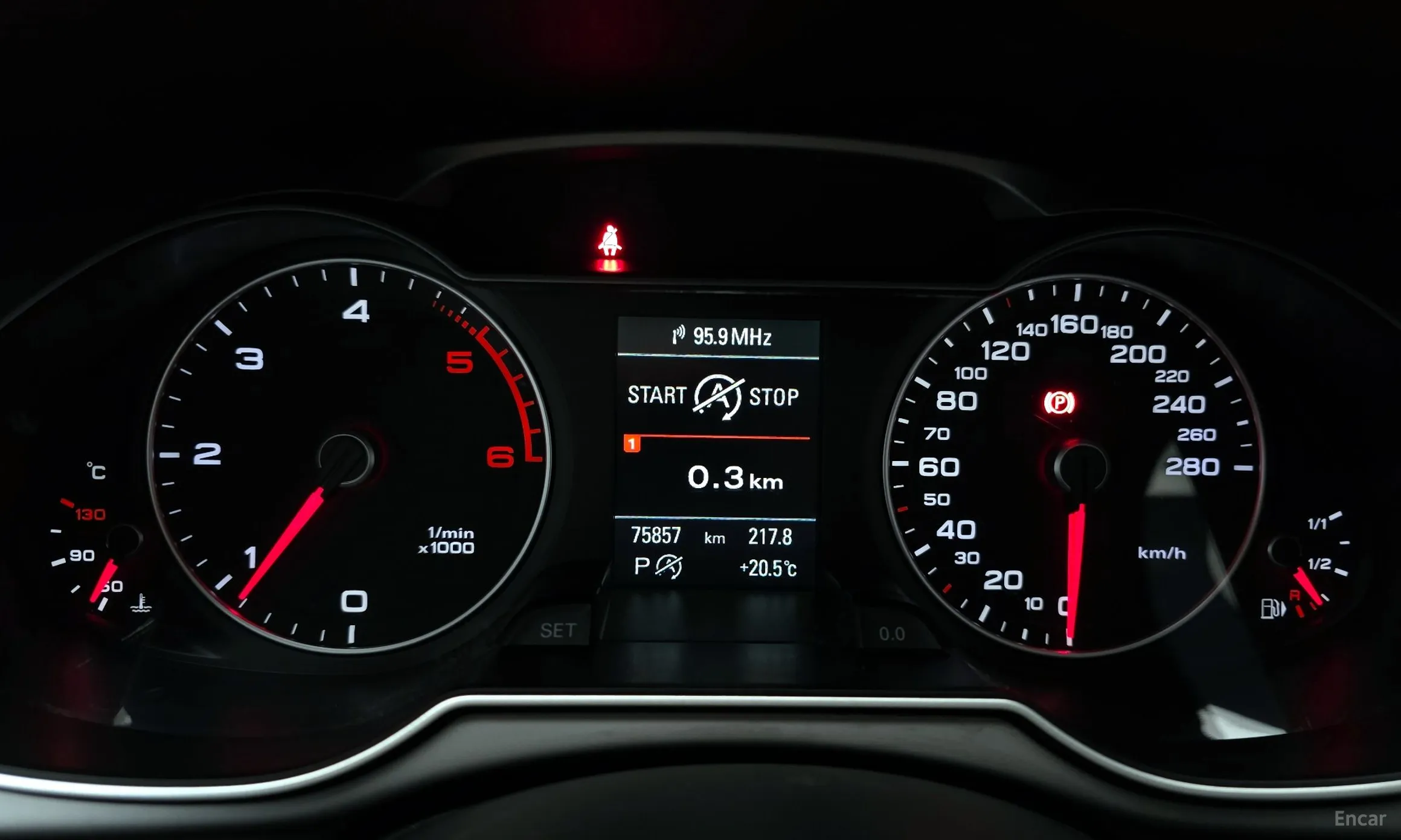 Audi New A4 превью 8