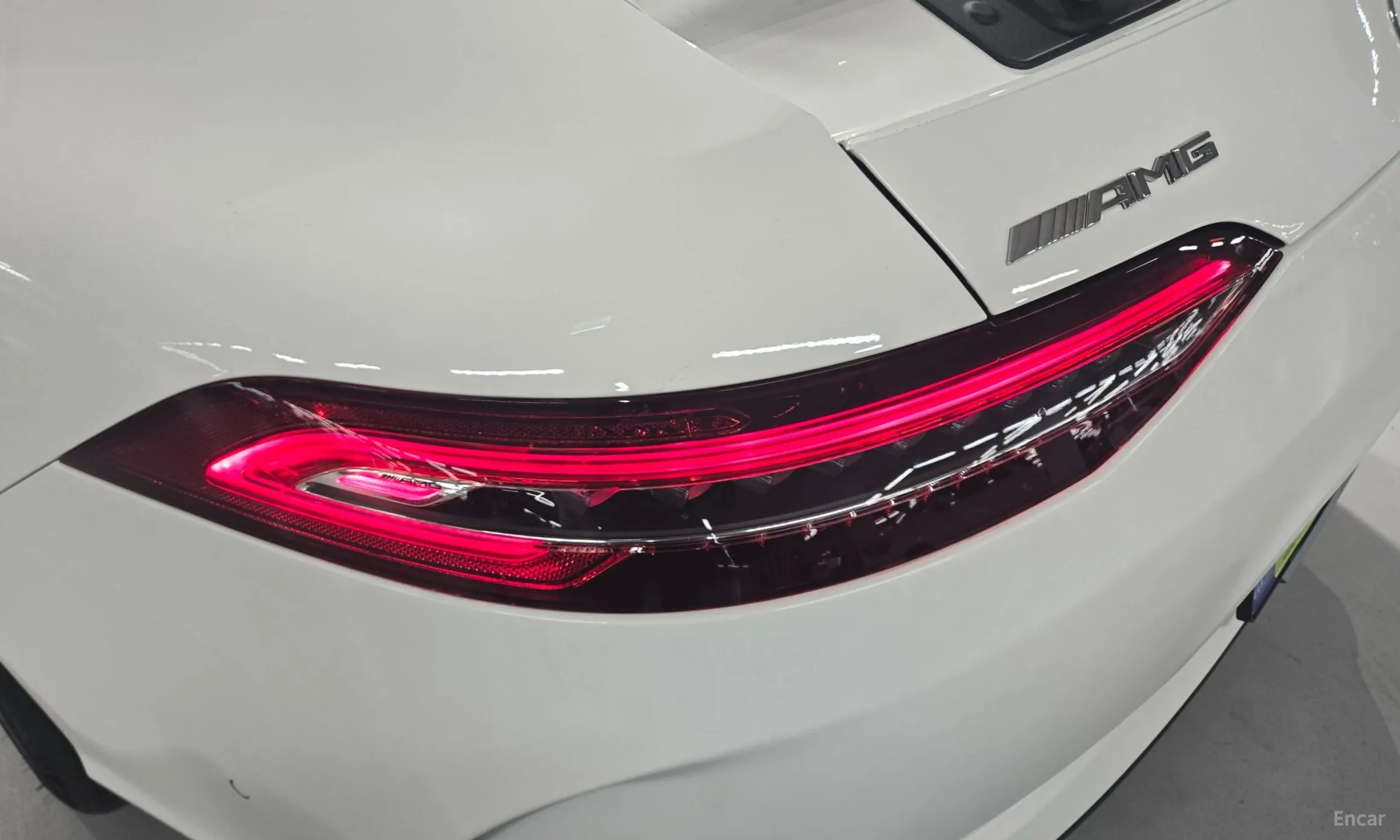 Mercedes Benz AMG GT превью 13