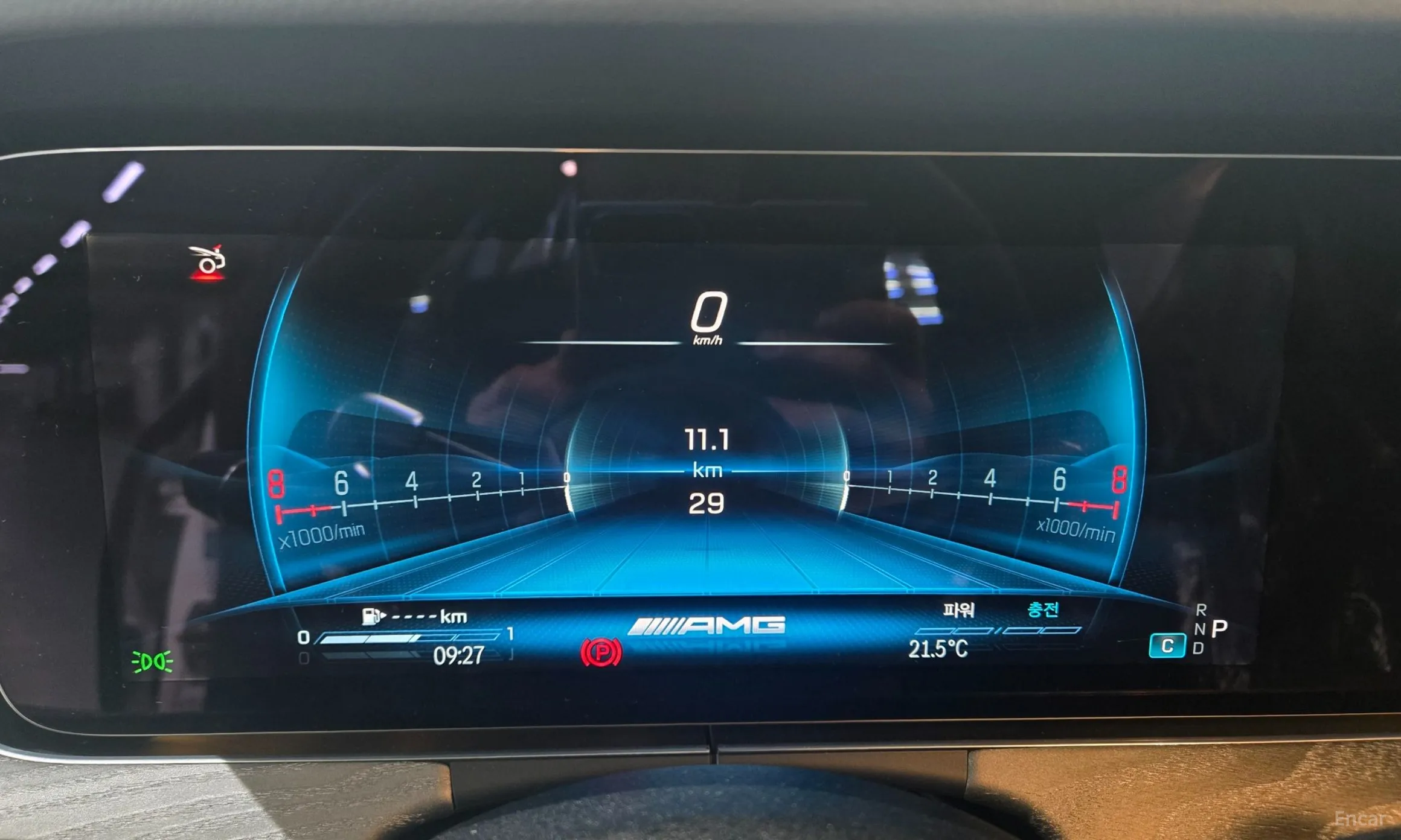 Mercedes Benz AMG GT превью 16