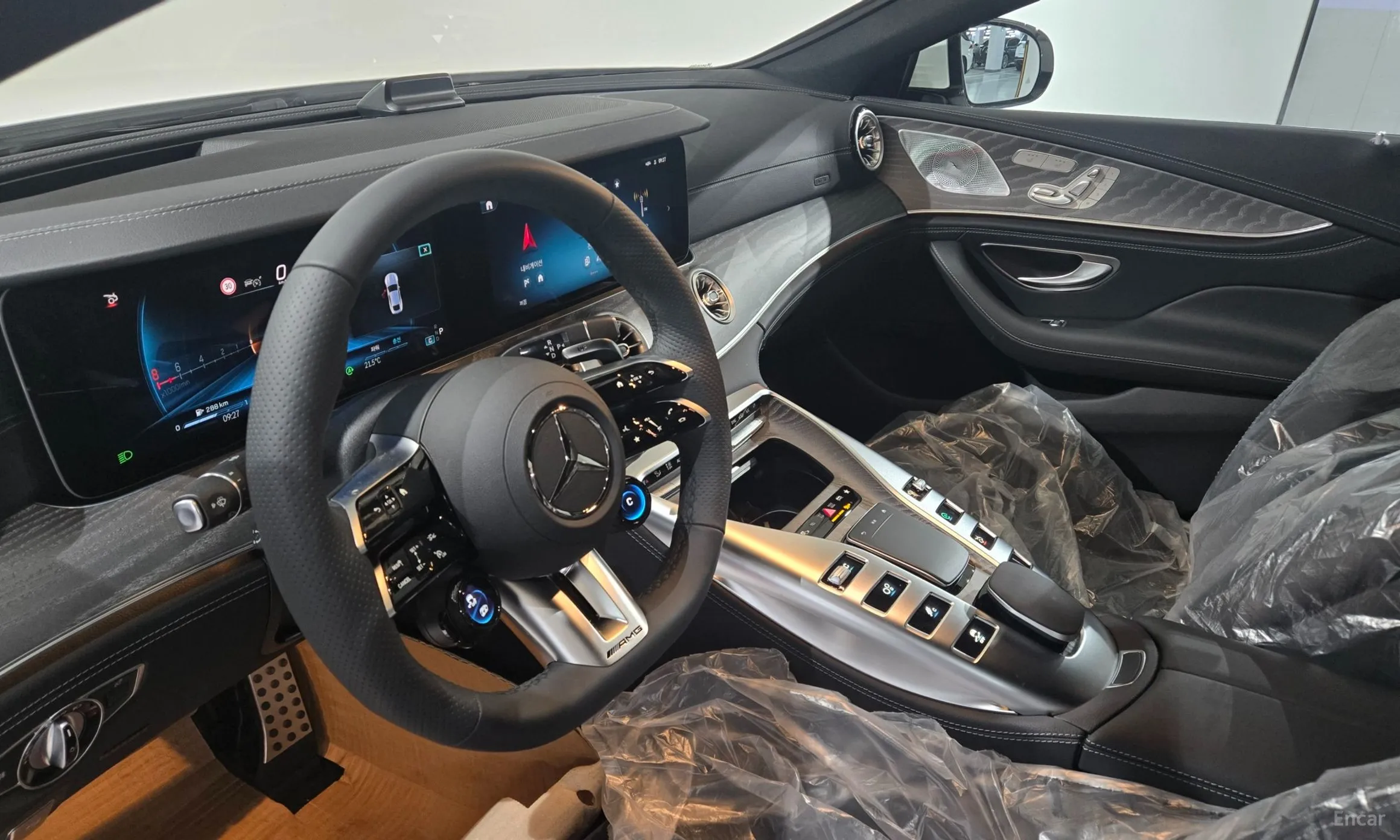 Mercedes Benz AMG GT превью 19