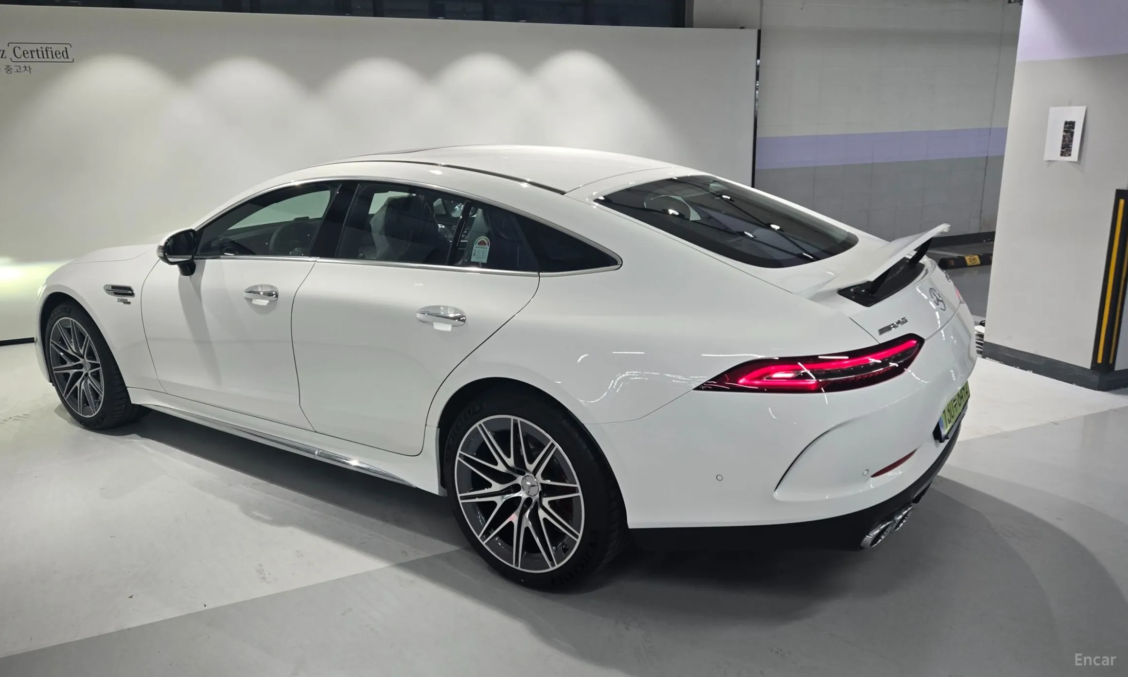 Mercedes Benz AMG GT превью 3