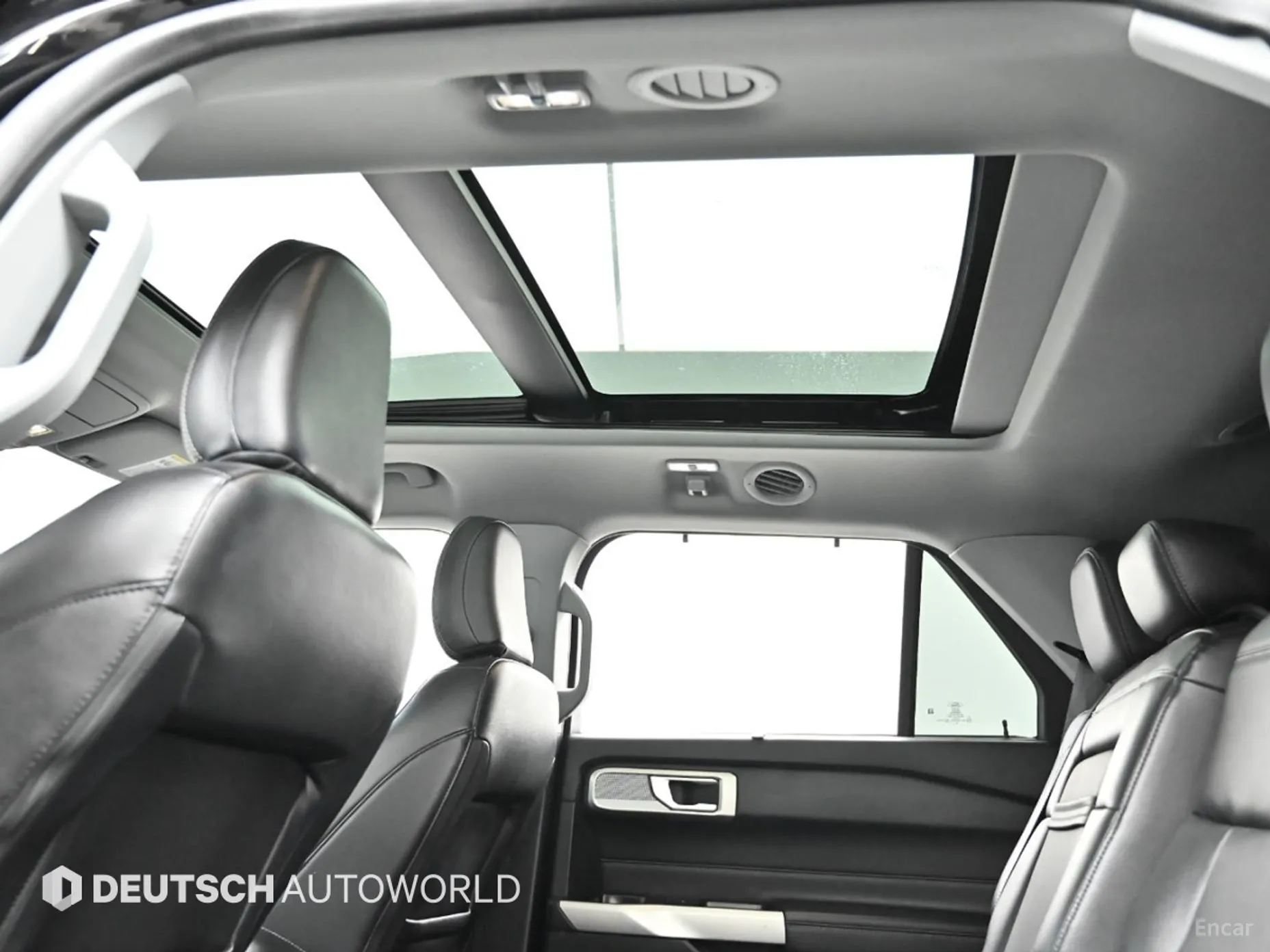 Ford Explorer 6th Generation превью 18